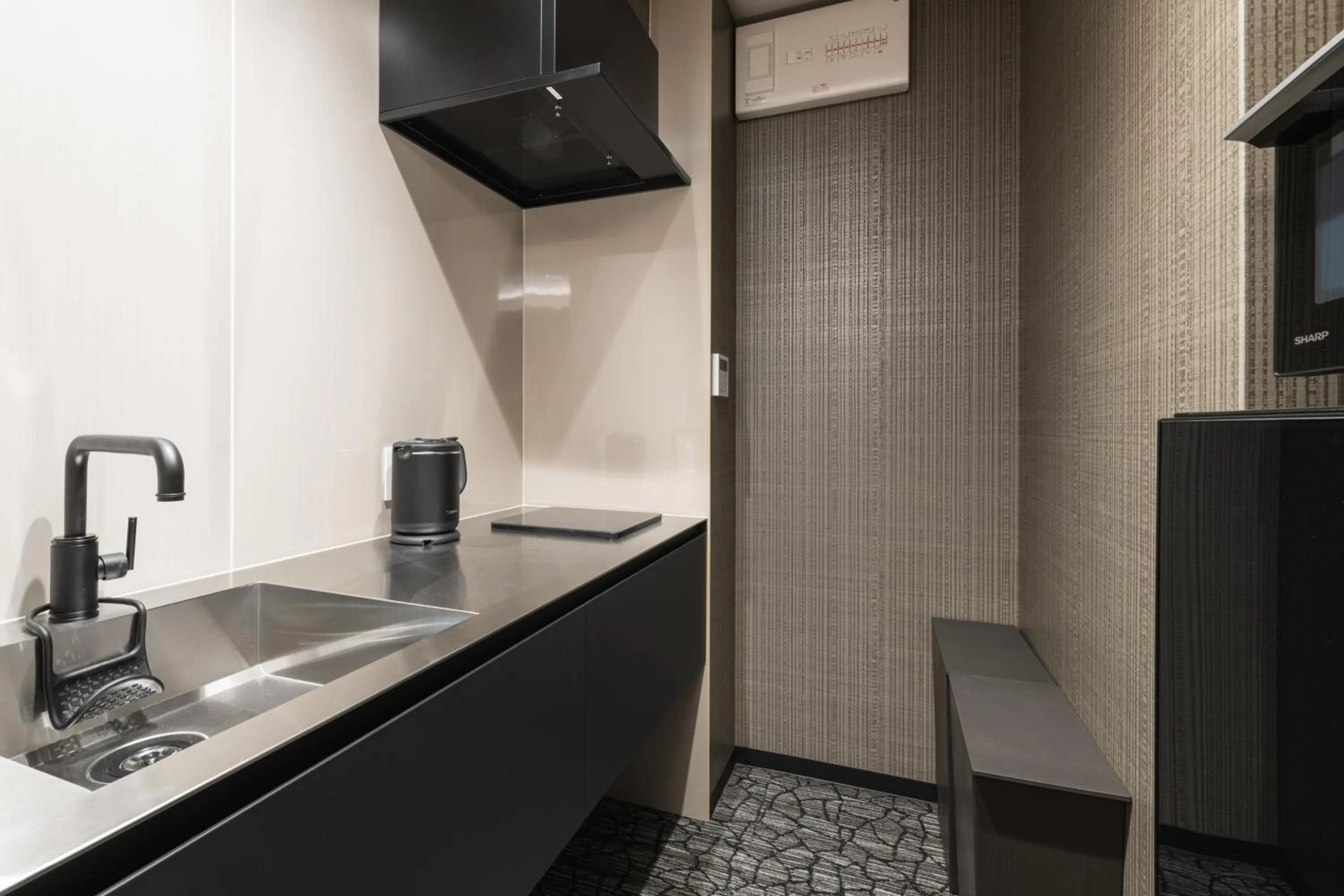 Photo of the whole room in GRAND BASE Kagoshima