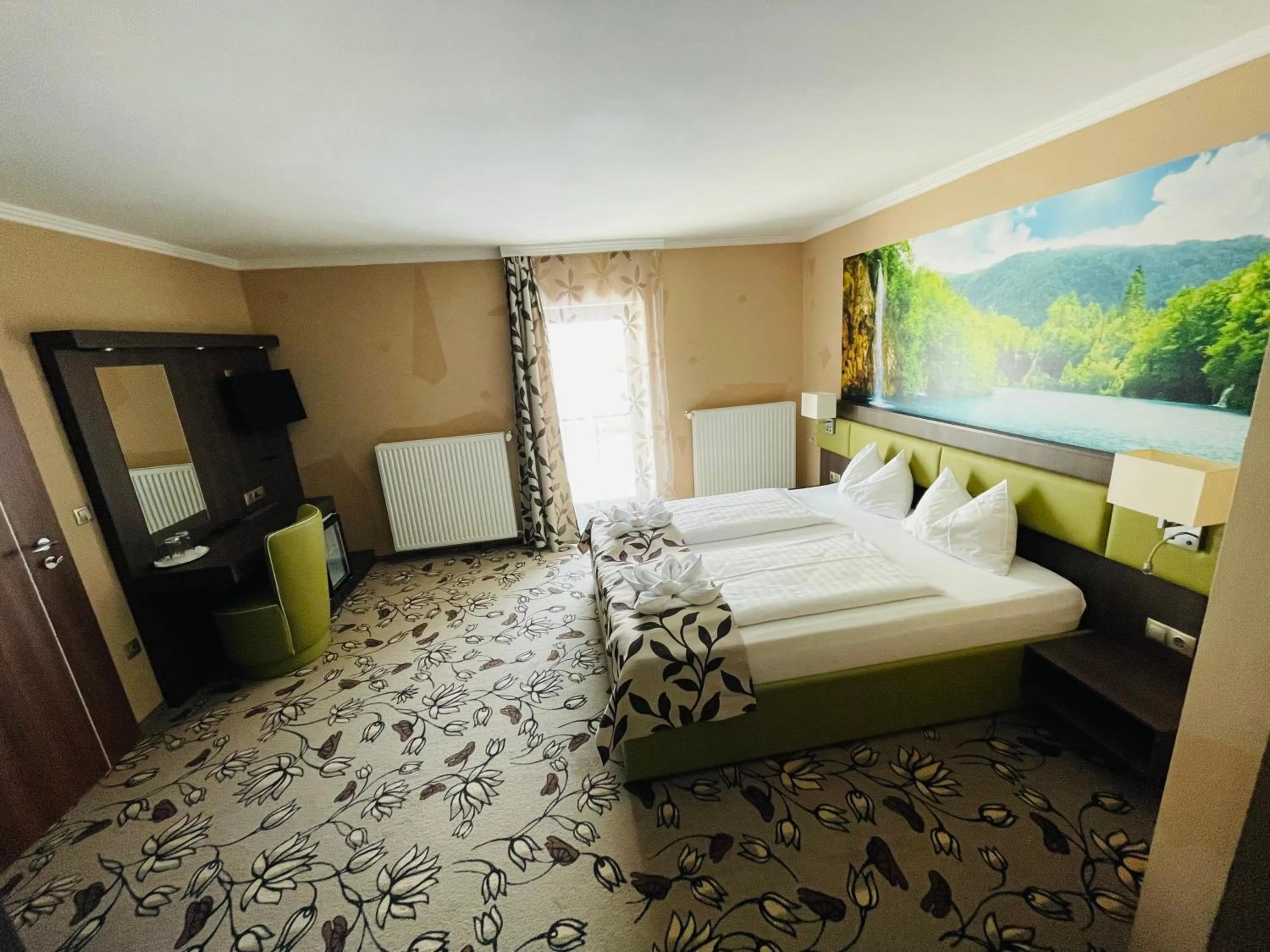 Bedroom, Bed in Hotel Pruggererhof