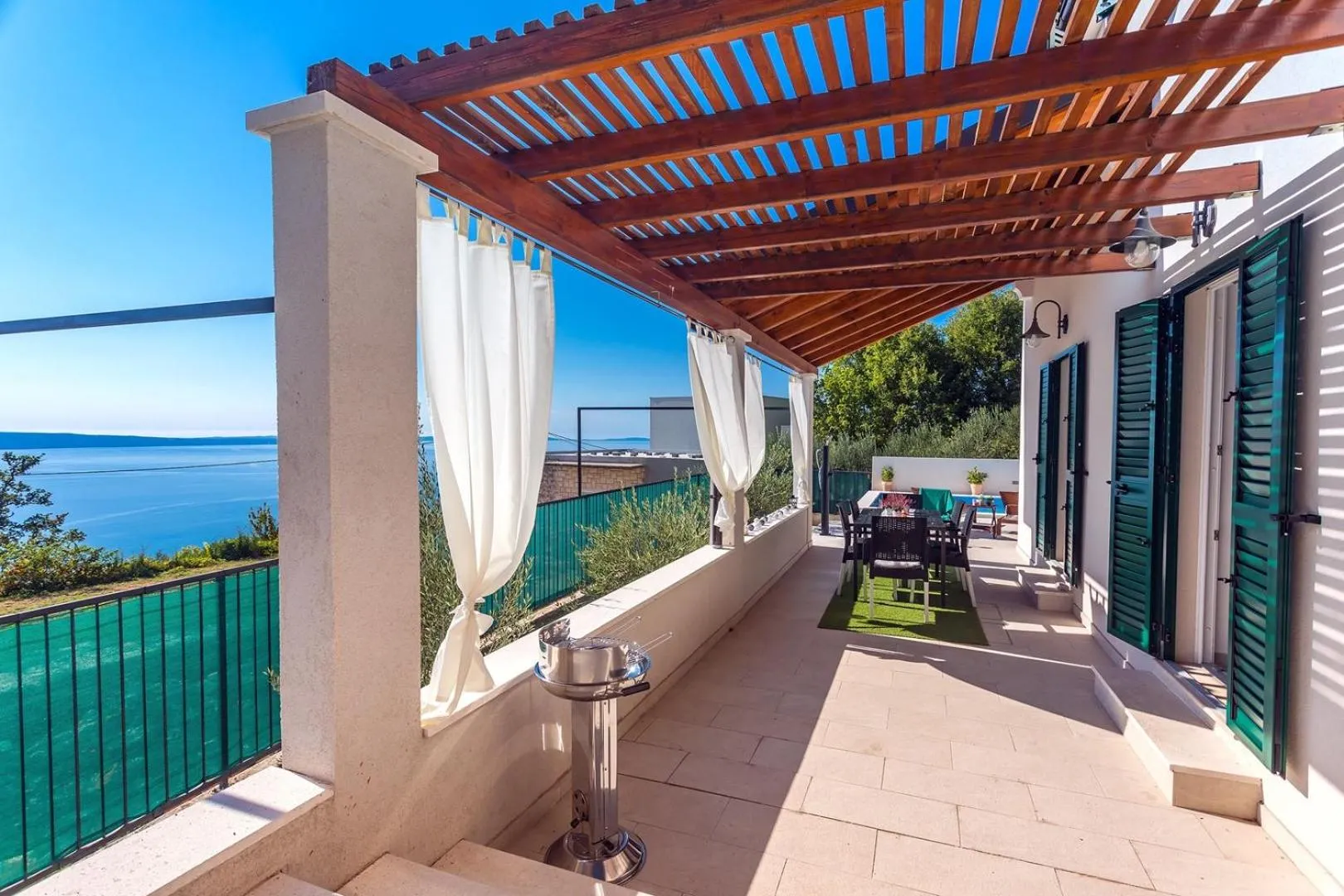 Seaview Villa Lemaro, a 2 bedroom villa with 28 sqm private pool in Krilo Jesenice