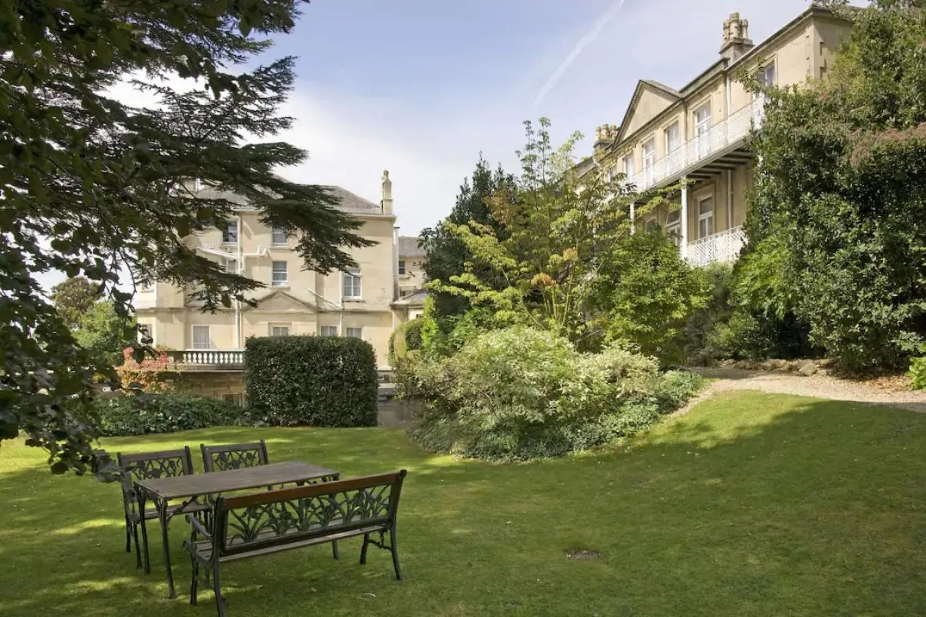 Spring in Lansdown Grove Hotel