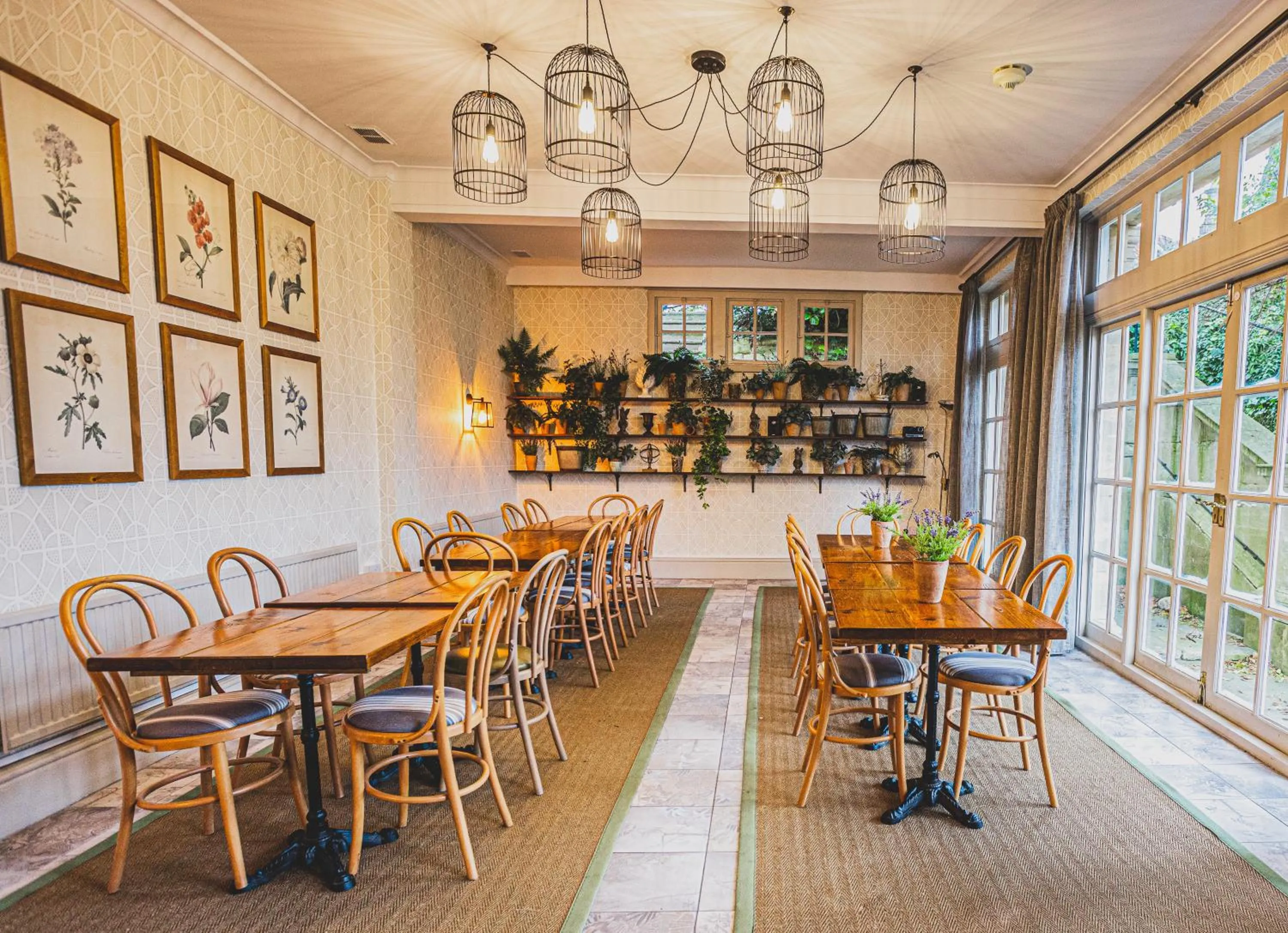 Banquet/Function facilities in Lansdown Grove Hotel