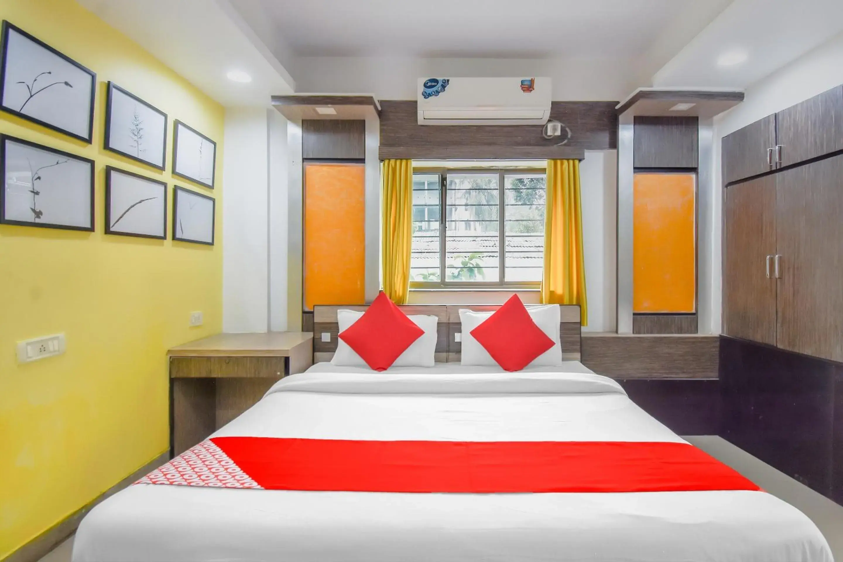 Bedroom, Bed in Super hotel O Adri 2 Bedroom, Bed in Super hotel O Adri 2