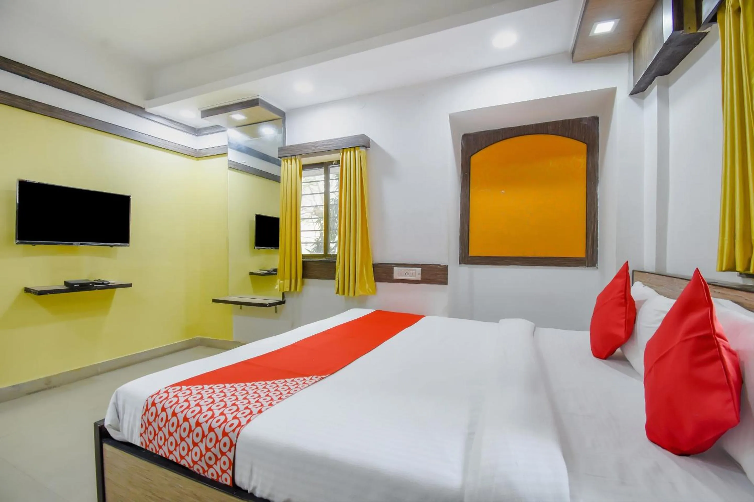 Bedroom, Bed in Super hotel O Adri 2