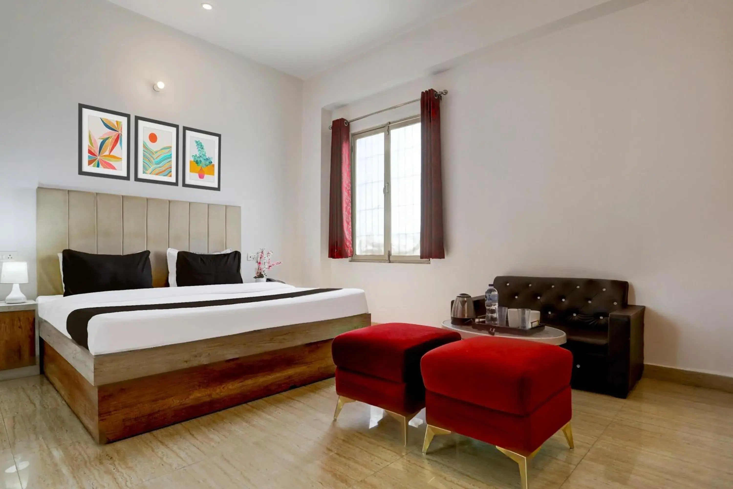 Bedroom, Bed in Super Townhouse Hyderabad Gate IIT BHU Formerly RK Heights Bedroom, Bed in Super Townhouse Hyderabad Gate IIT BHU Formerly RK Heights