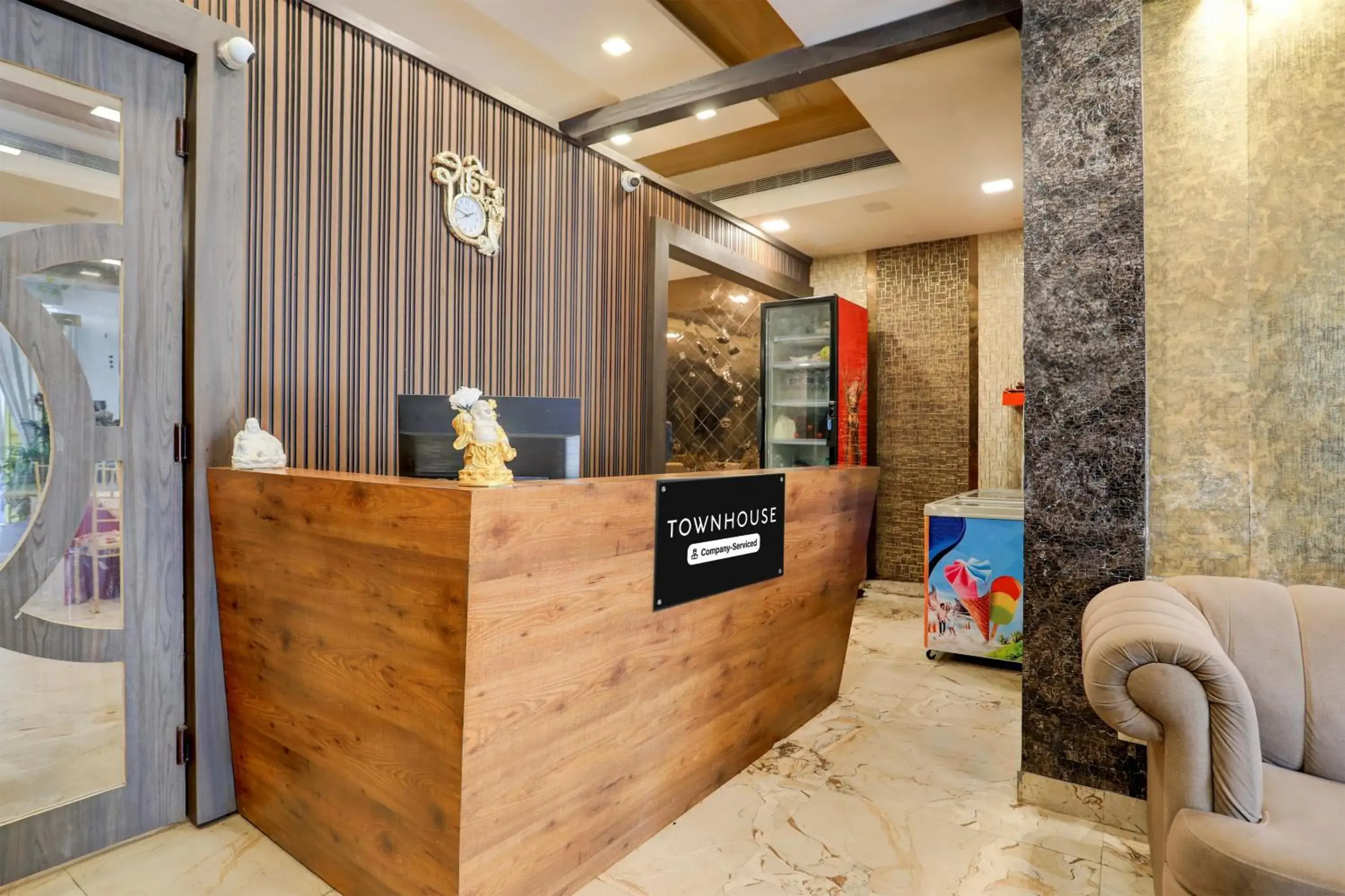 Lobby or reception in Super Townhouse Hyderabad Gate IIT BHU Formerly RK Heights Lobby or reception in Super Townhouse Hyderabad Gate IIT BHU Formerly RK Heights