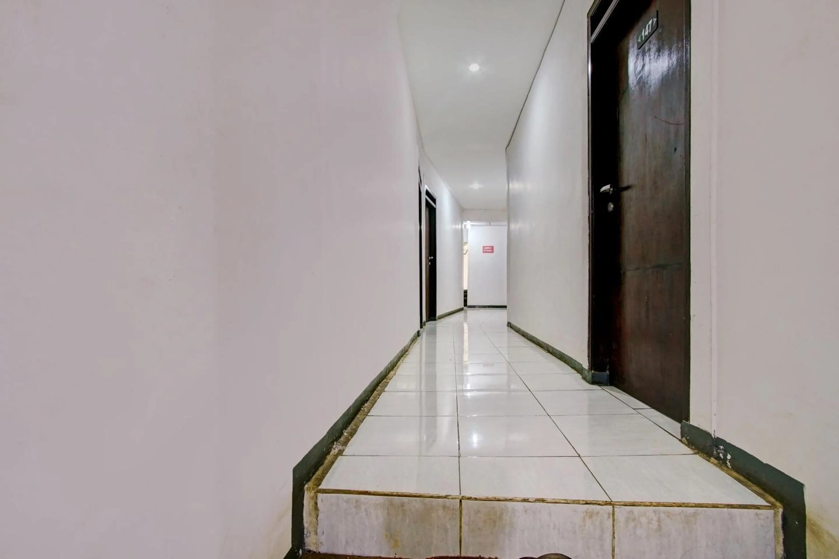 Lobby or reception in OYO Life 90071 Paralayang View