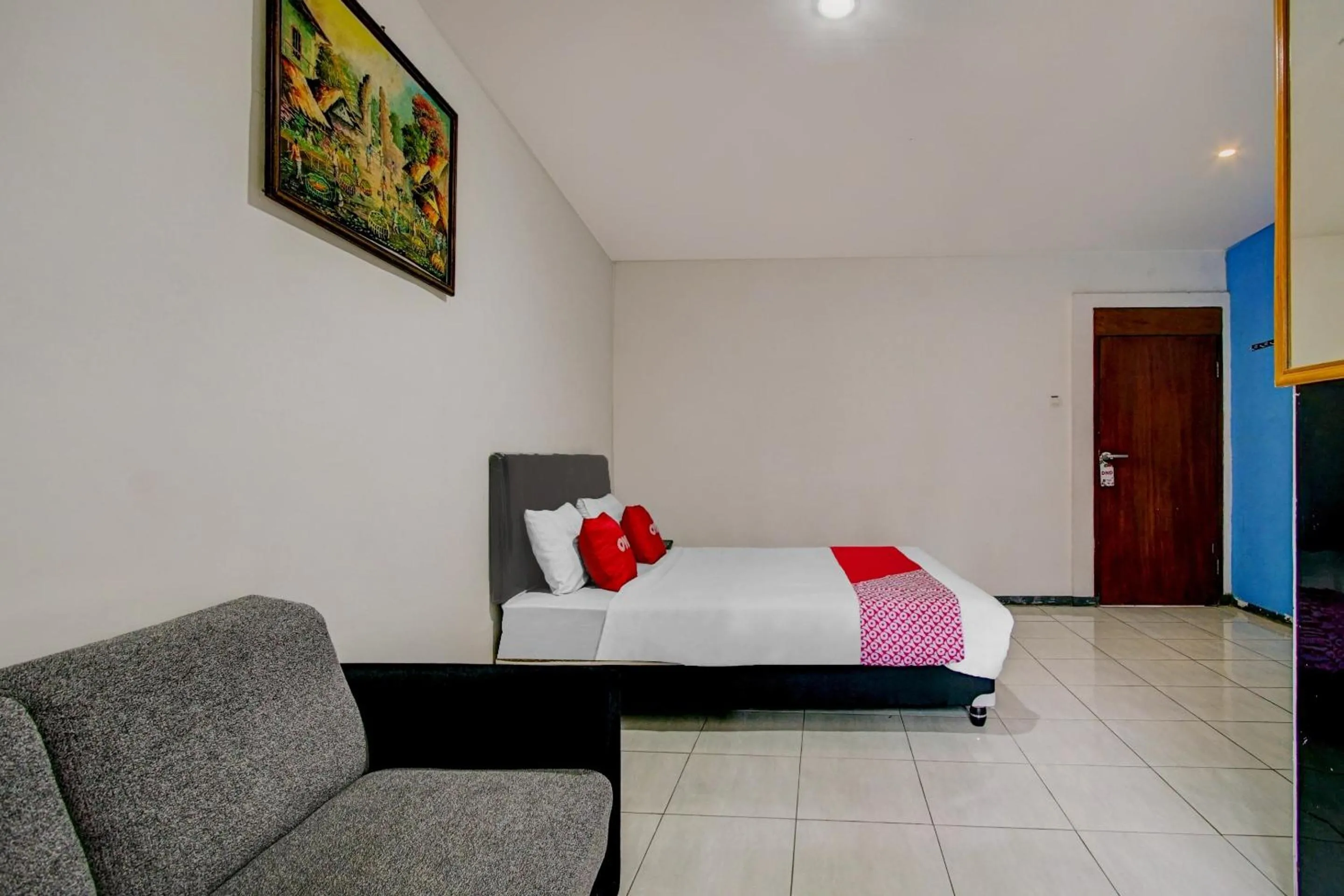 Bedroom, Bed in OYO Life 90071 Paralayang View