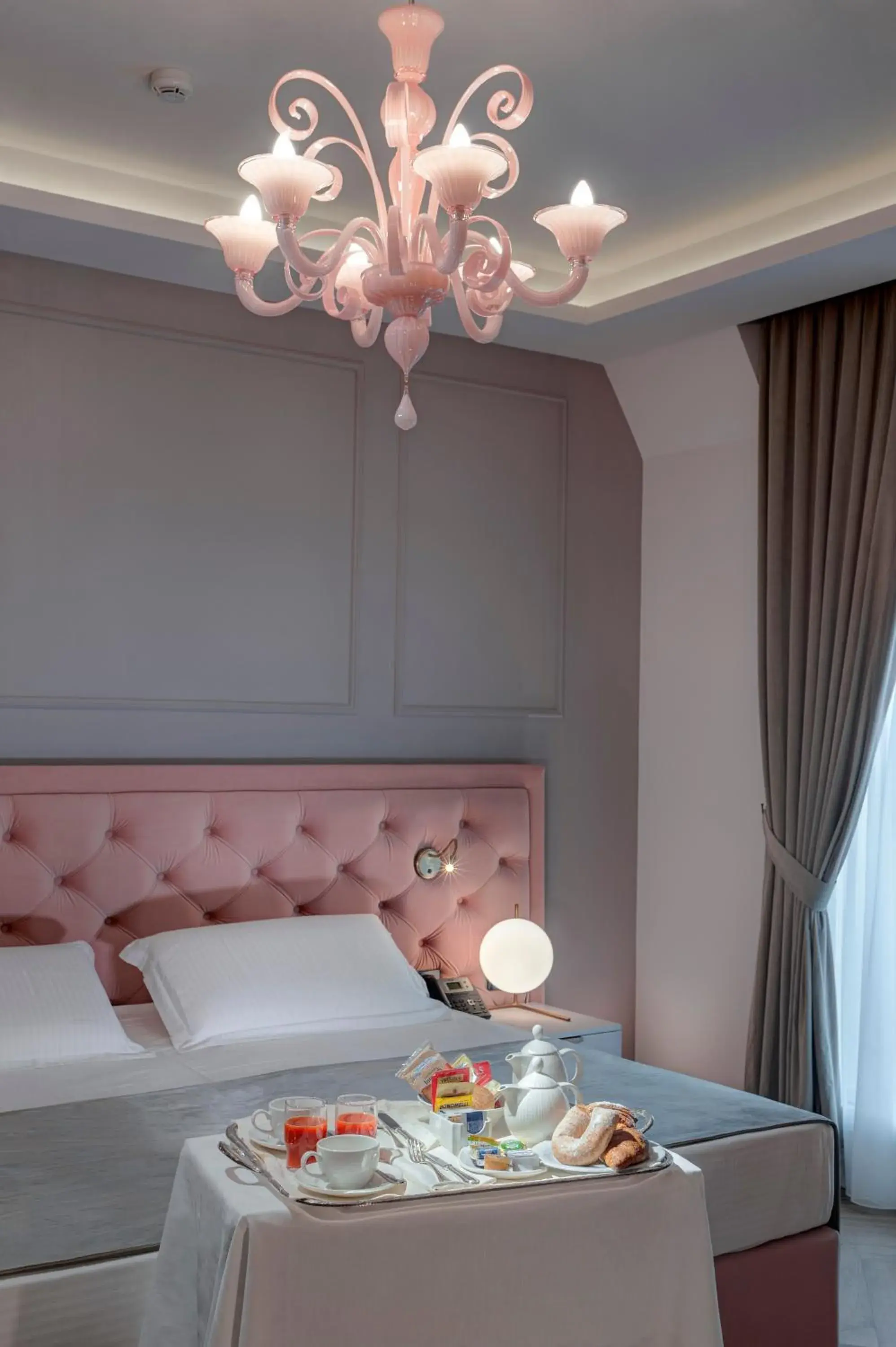 Bed in Hotel Premiere Abano Bed in Hotel Premiere Abano