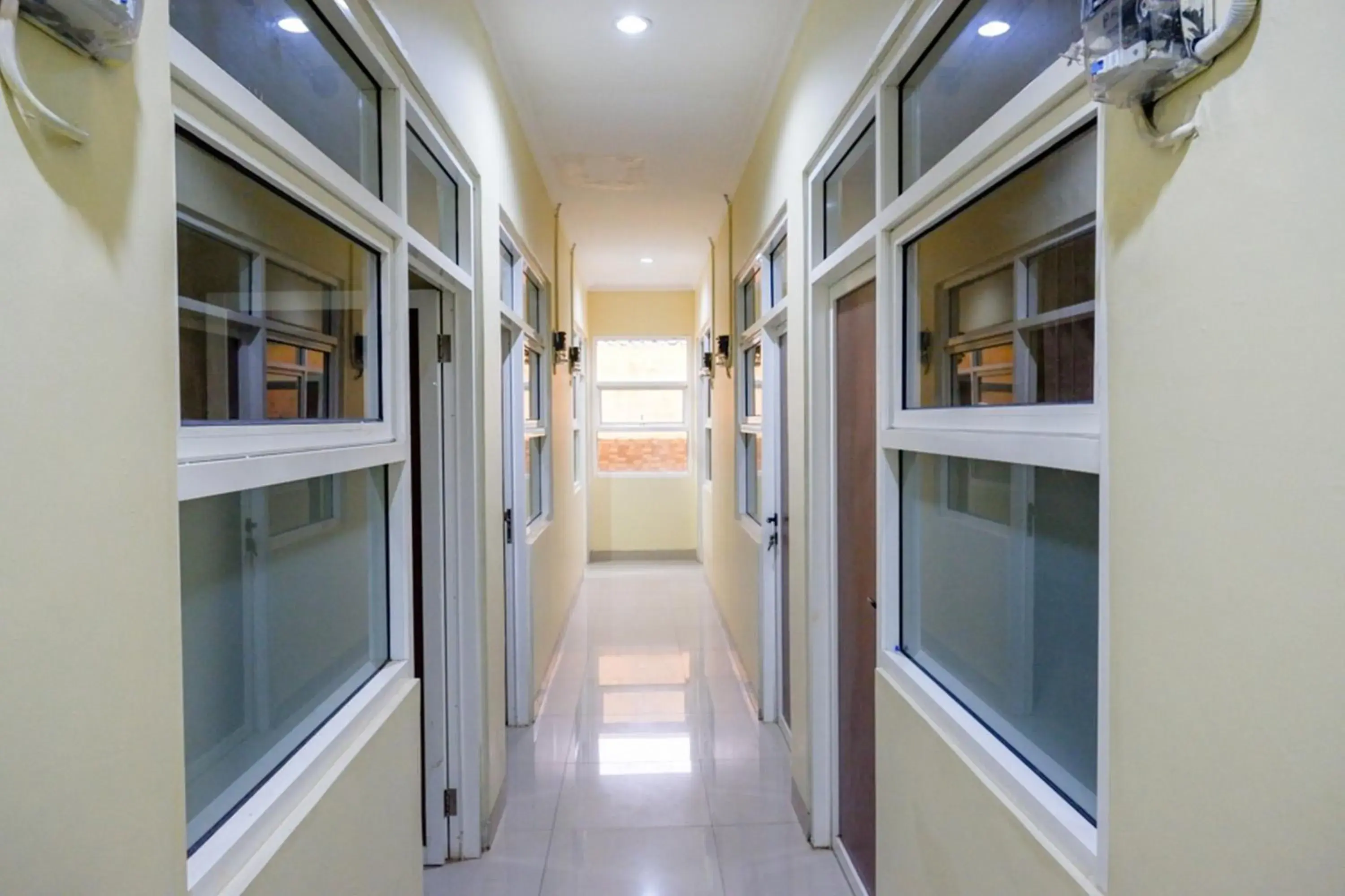 RedDoorz @ Jalan Bali Cilacap RedDoorz @ Jalan Bali Cilacap