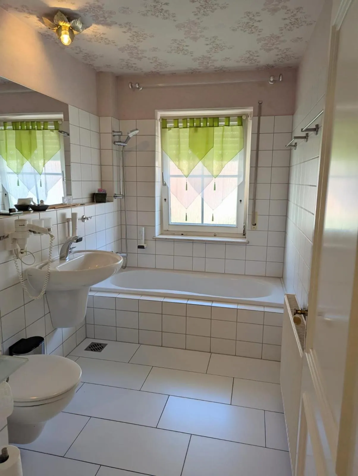 Bathroom in Hotel - Restaurant Traube