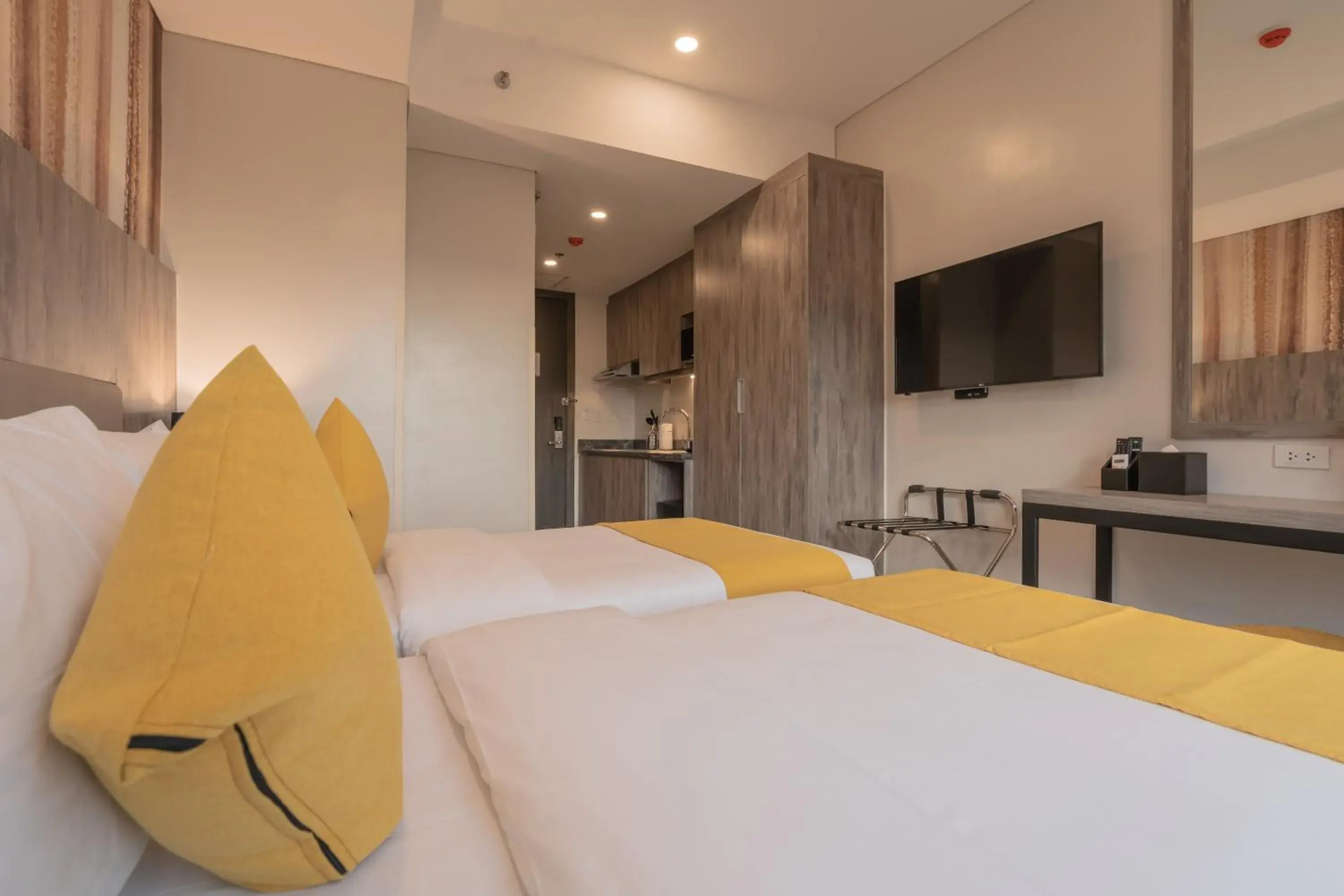 Bed in Bayfront Hotel Cebu Capitol Site Bed in Bayfront Hotel Cebu Capitol Site