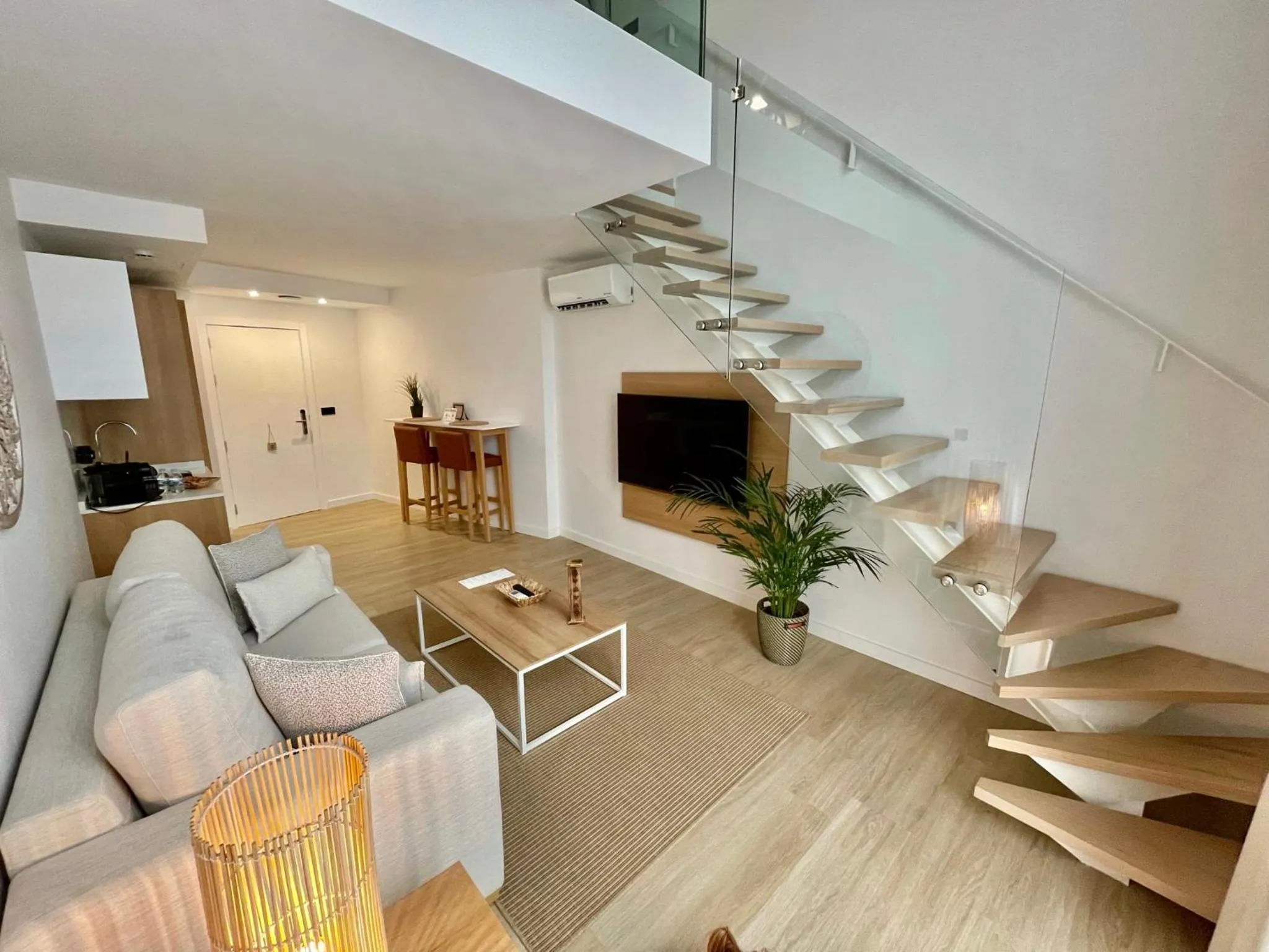 Living room in Hotel Emblemático Hi Suites