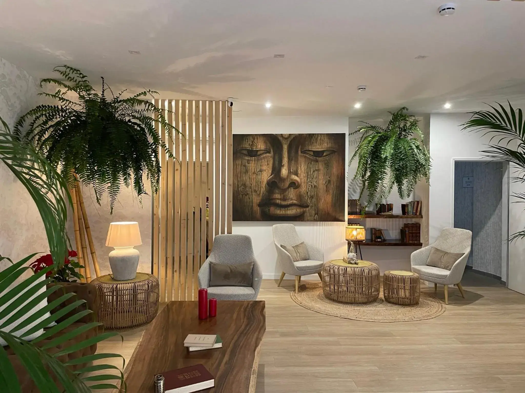 Lobby or reception in Hotel Emblemático Hi Suites Lobby or reception in Hotel Emblemático Hi Suites