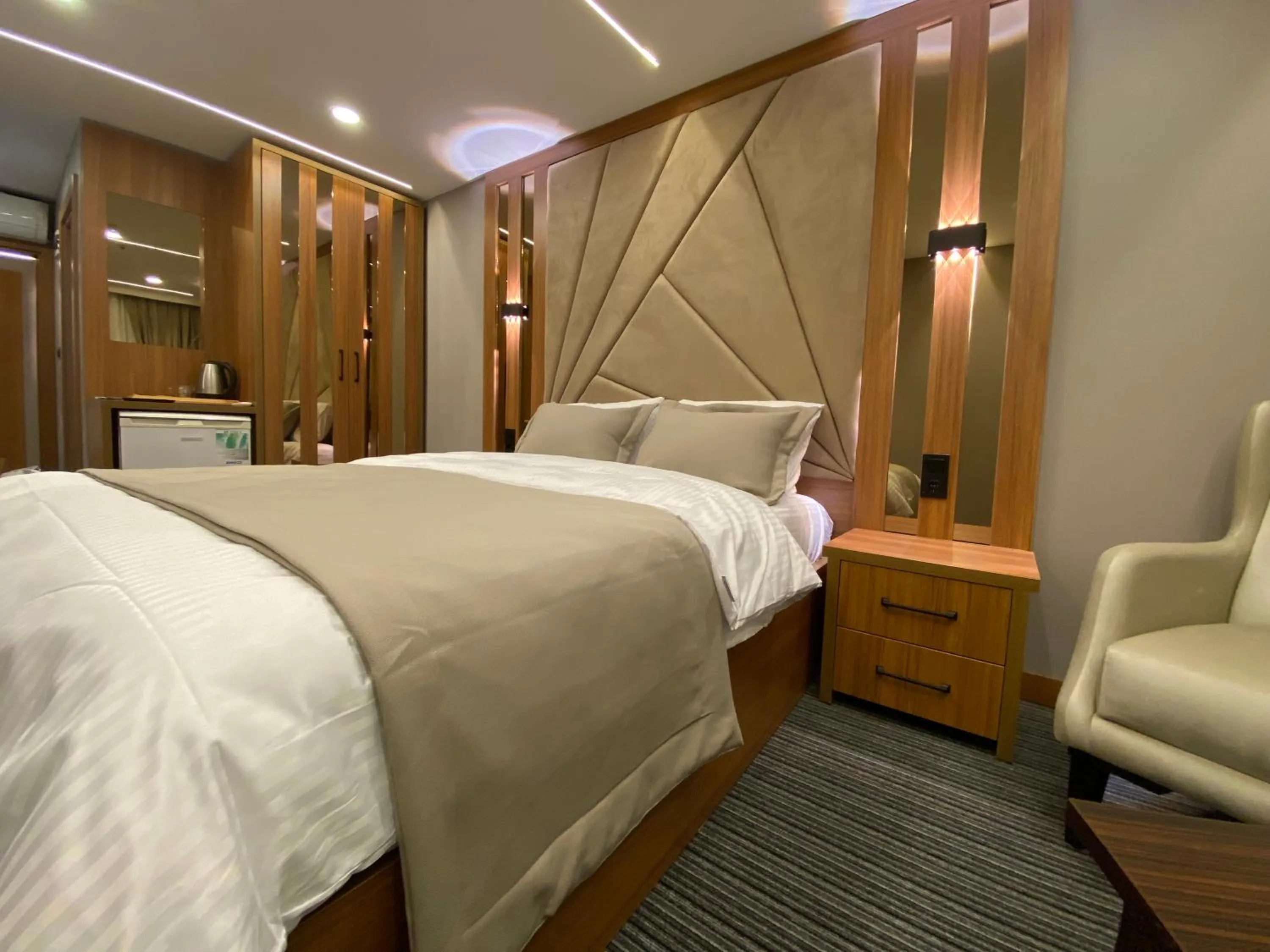 Massage, Bed in Beşiktaş Vip inn Hotel & suites