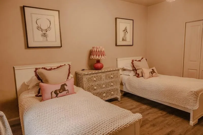 Location, Bed in The Tempus at Charlton Hall Estate