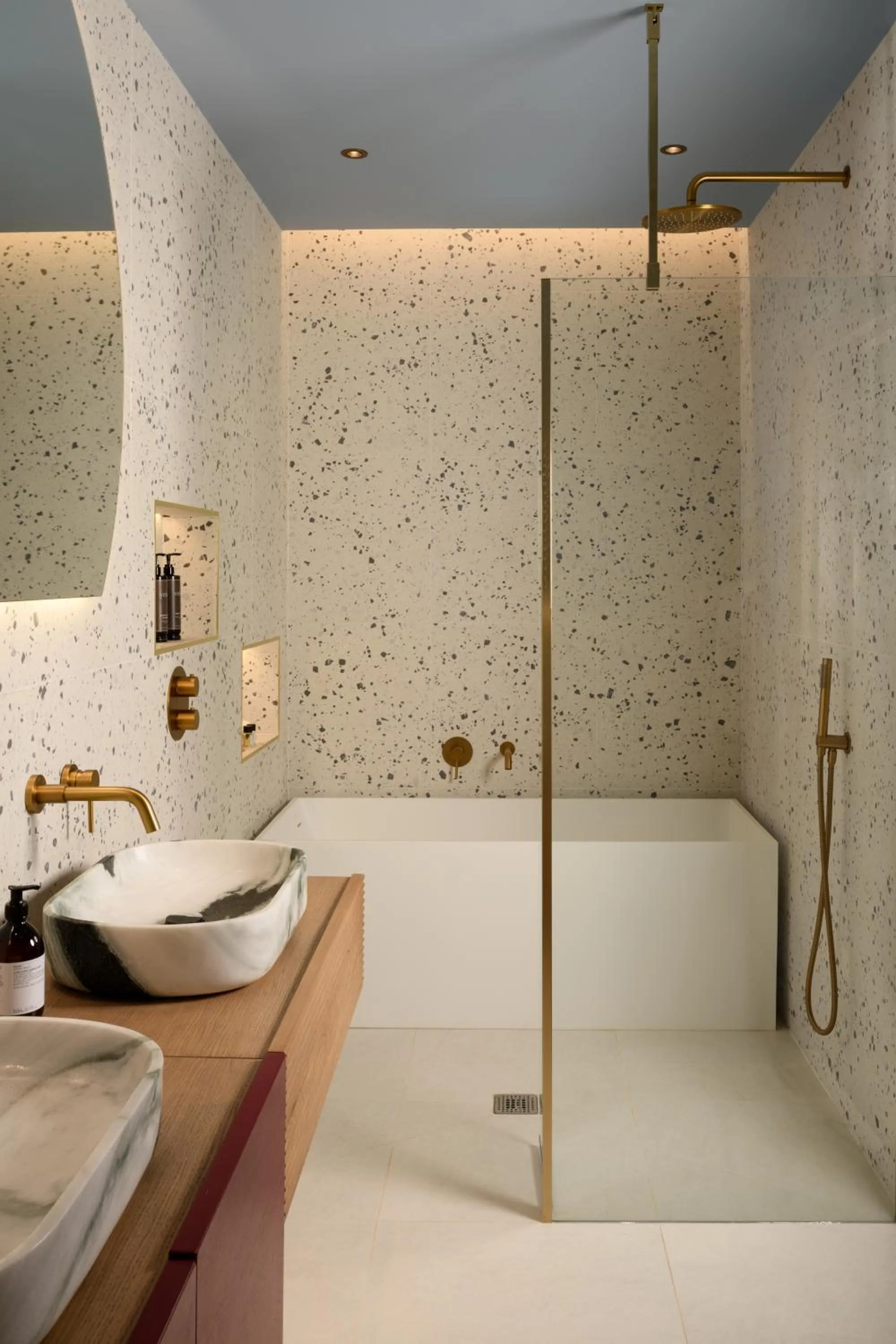 Bathroom in The Tempus at Charlton Hall Estate