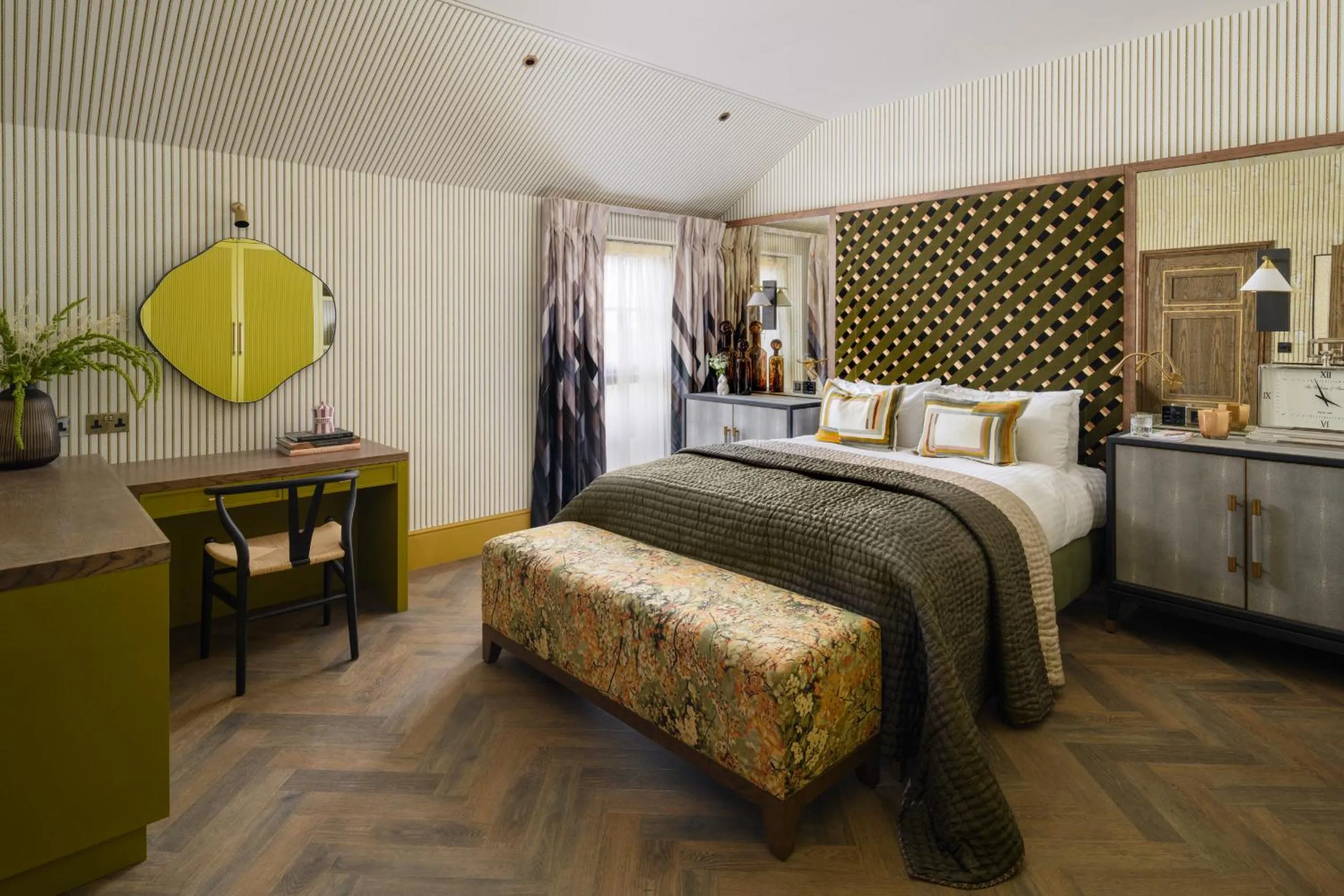 Bedroom, Bed in The Tempus at Charlton Hall Estate