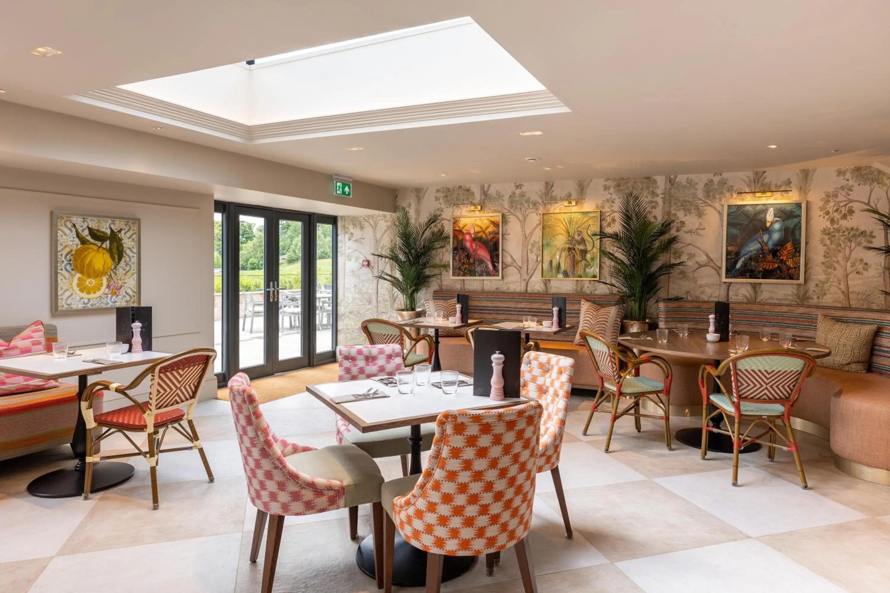 Restaurant/places to eat in The Tempus at Charlton Hall Estate