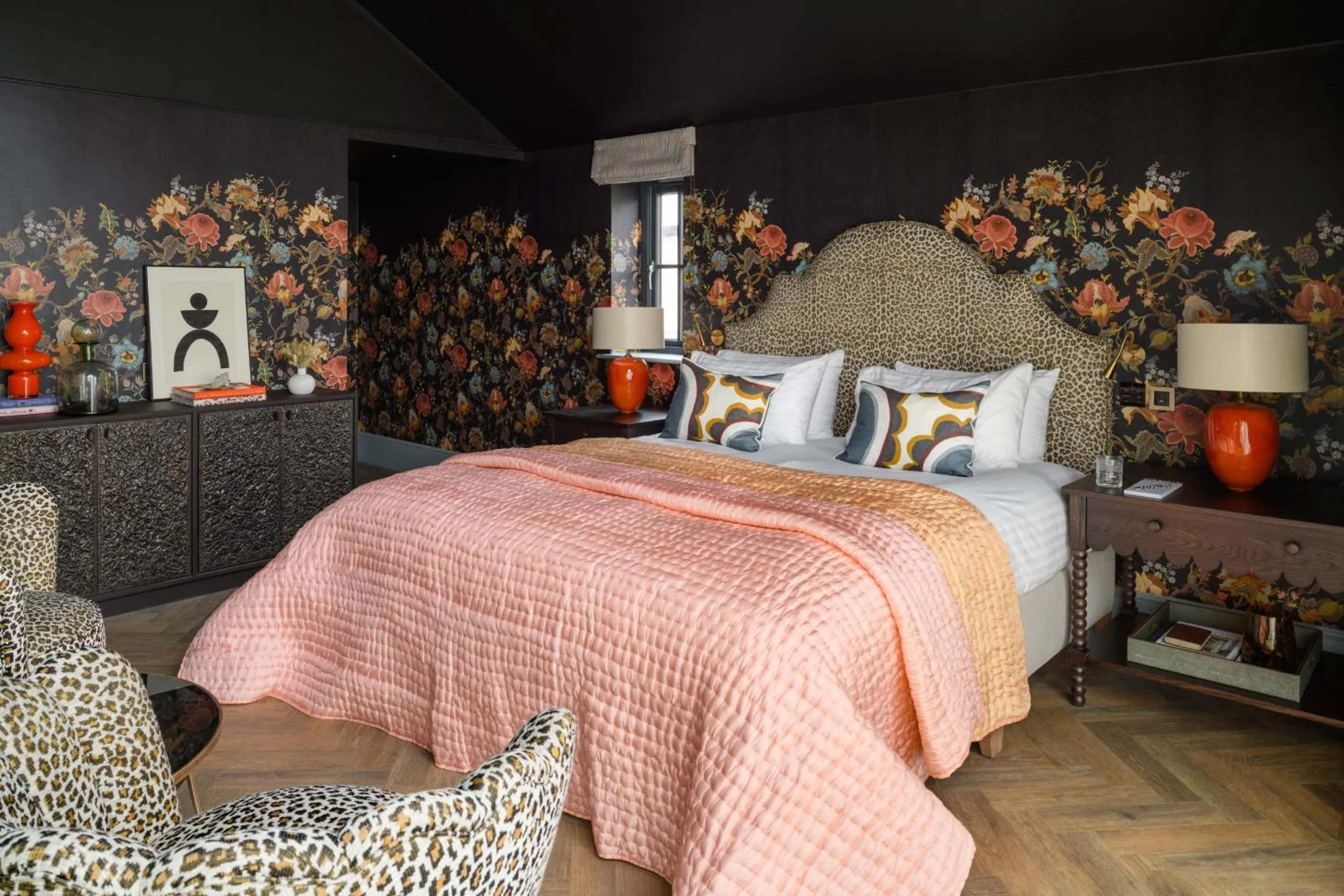 Bedroom, Bed in The Tempus at Charlton Hall Estate