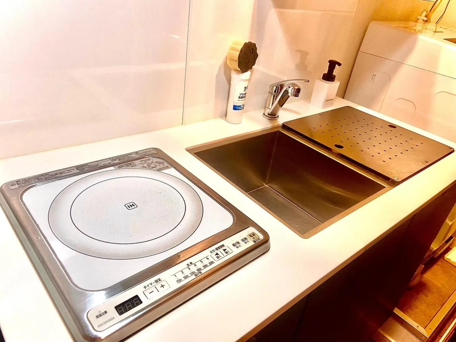 Kitchen or kitchenette in Eternity APARTMENT HOTEL SHINAGAWA