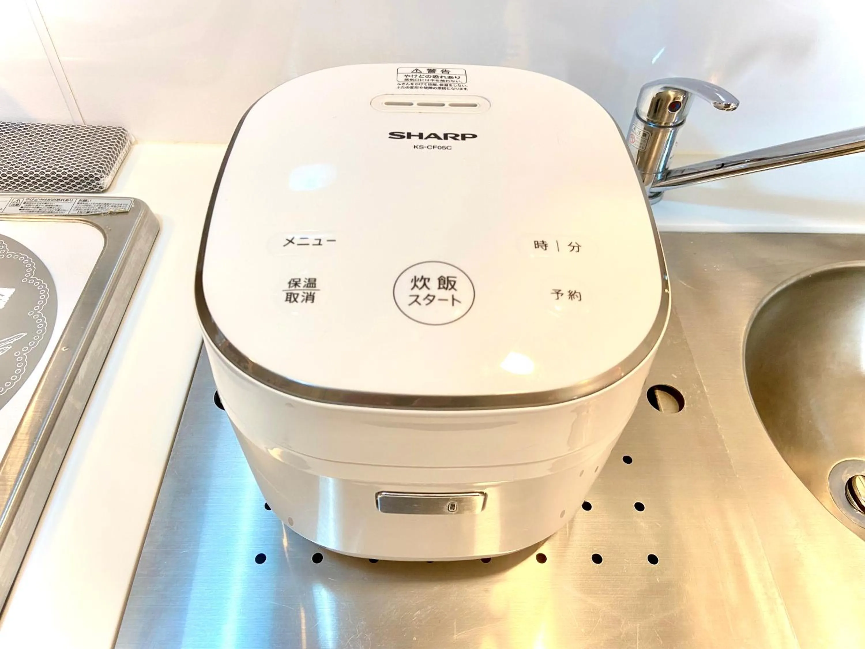 Kitchen or kitchenette in Eternity APARTMENT HOTEL SHINAGAWA