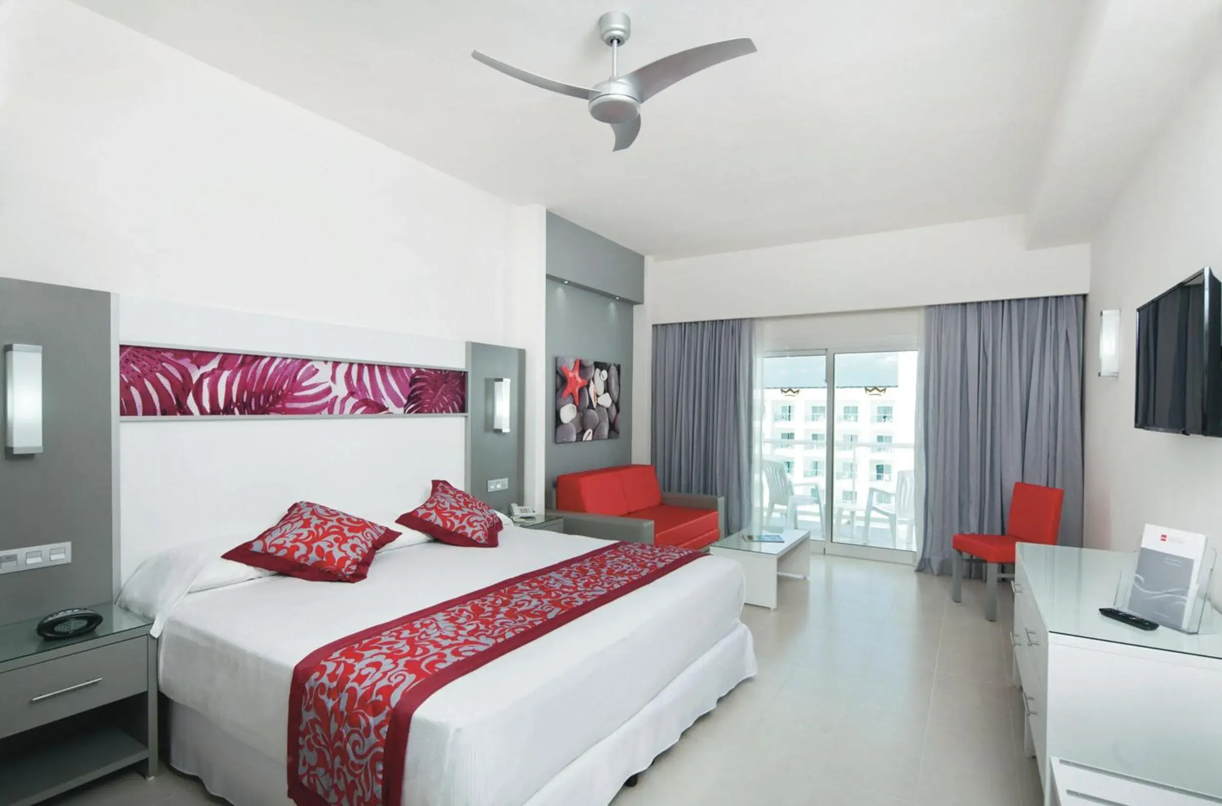 Photo of the whole room, Bed in Riu Playa Blanca - All Inclusive Photo of the whole room, Bed in Riu Playa Blanca - All Inclusive