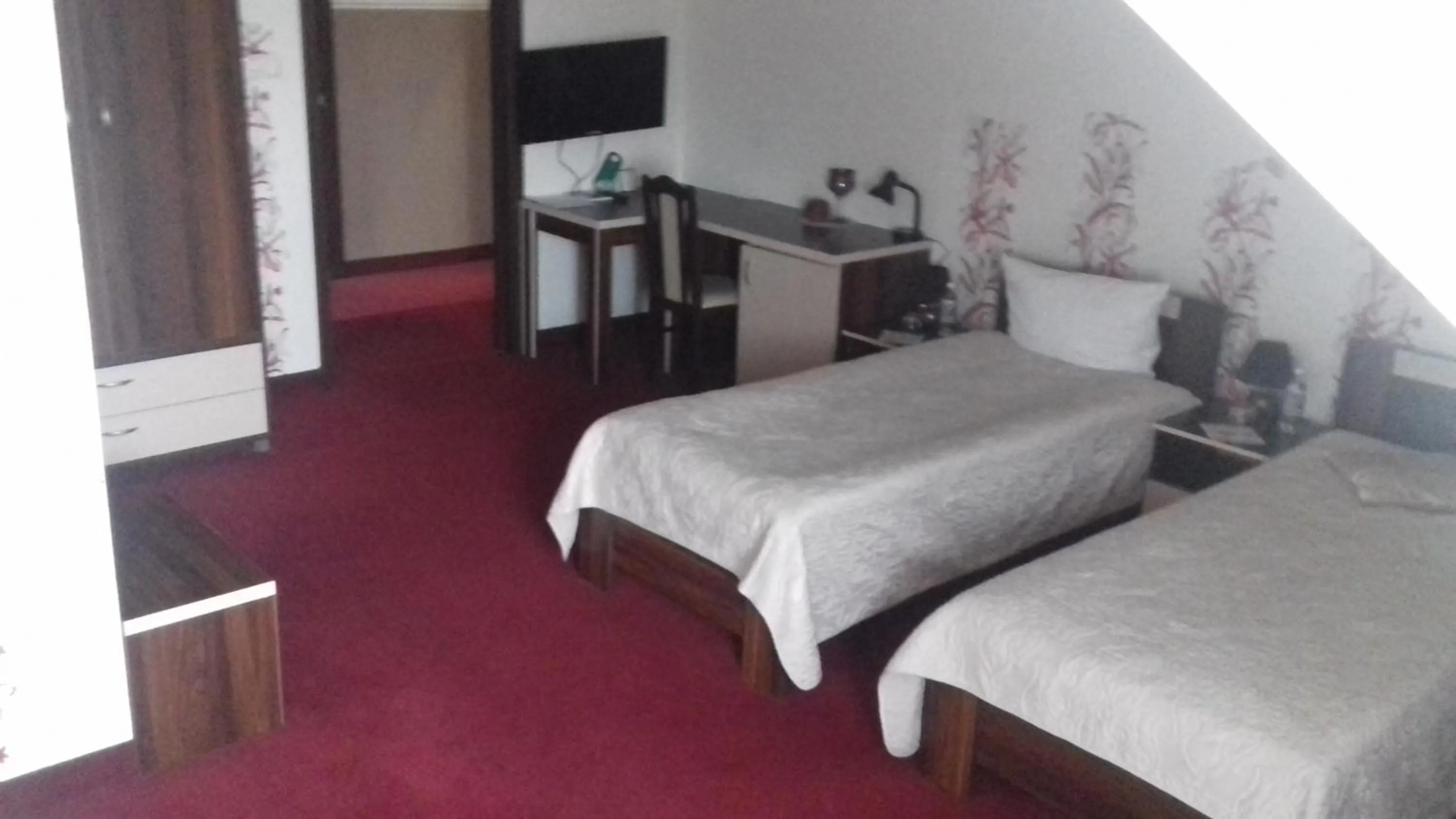 Bedroom, Bed in Prymus