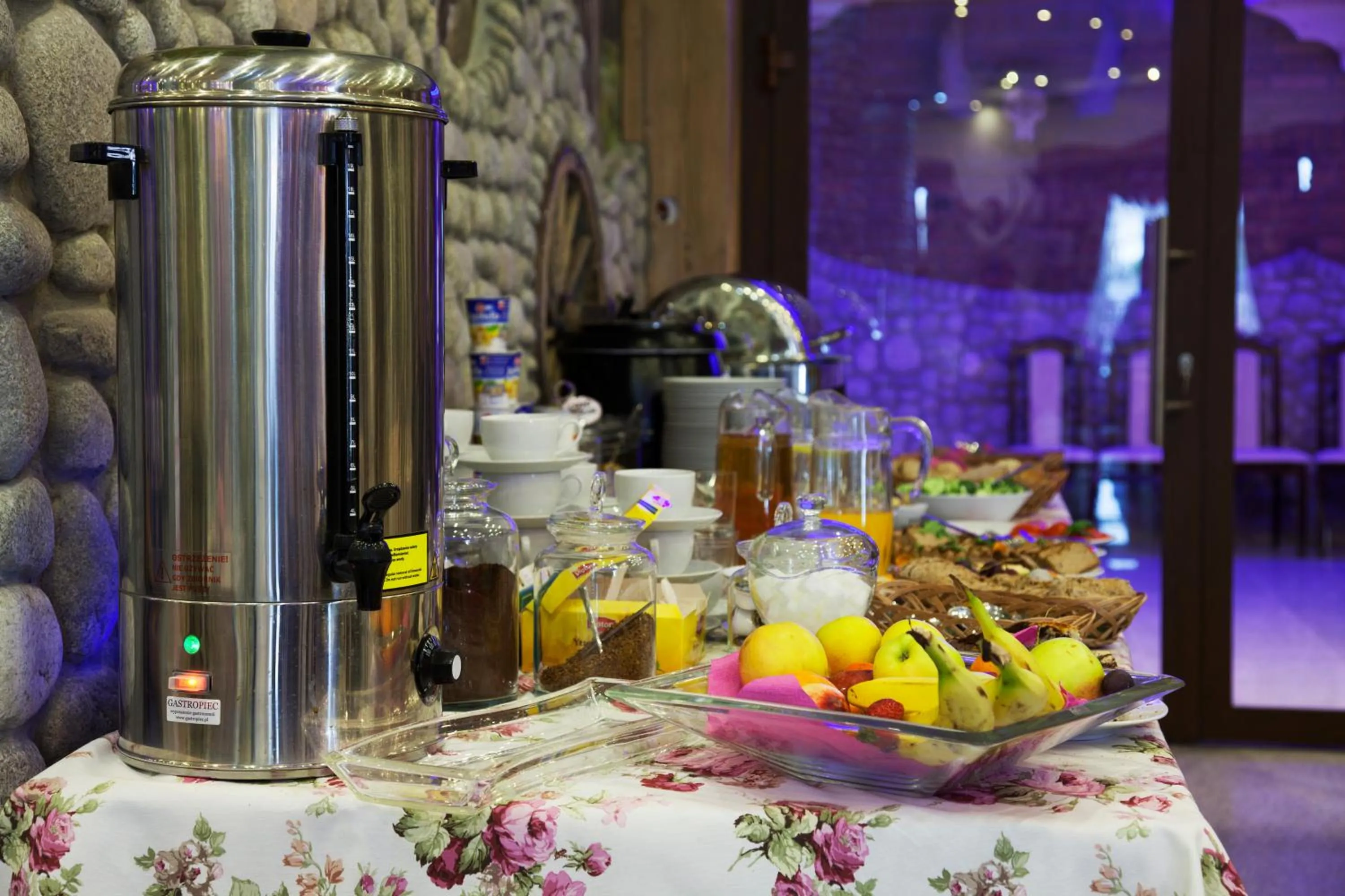 Restaurant/places to eat in Prymus