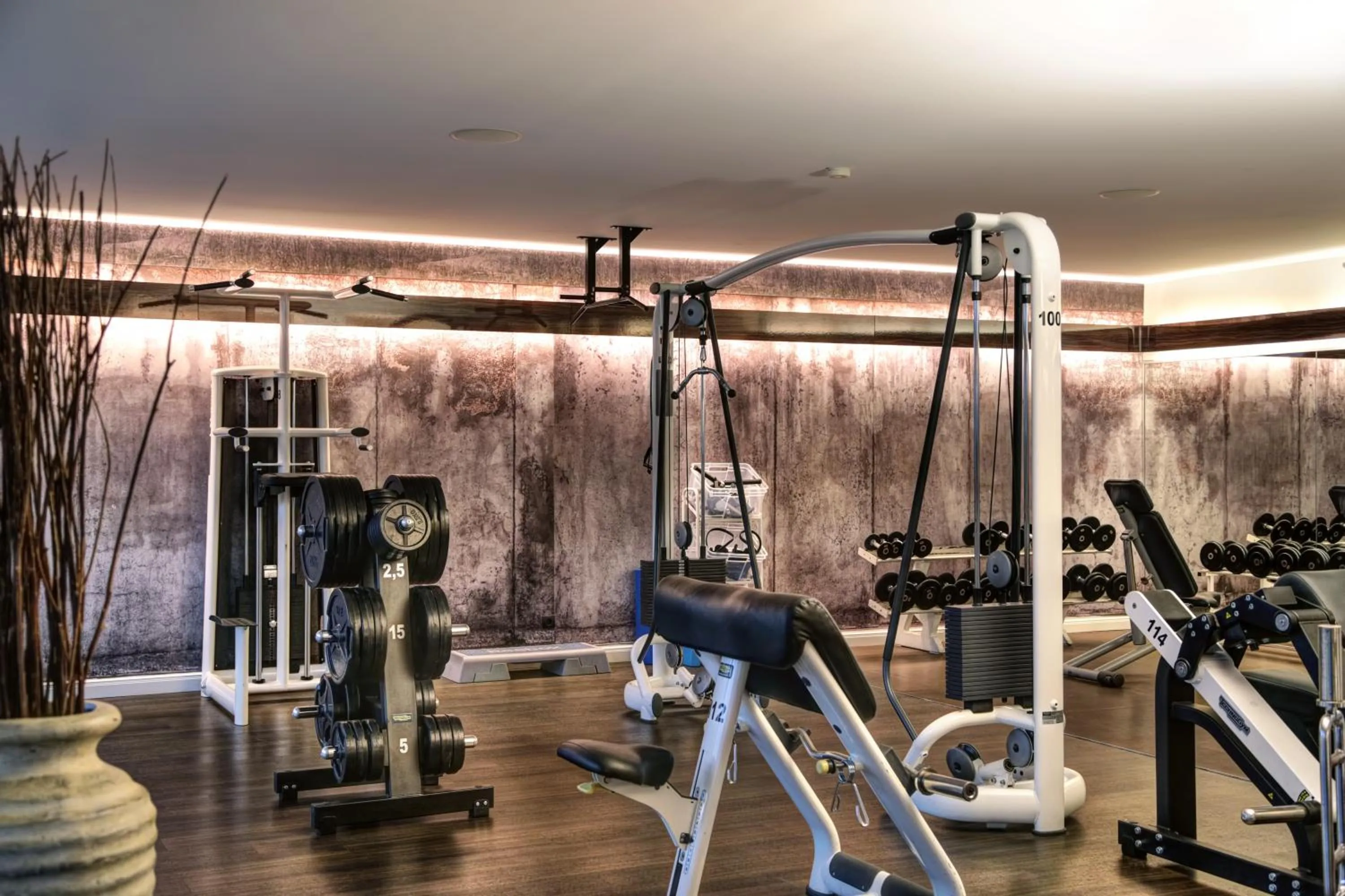 Fitness centre/facilities in Sporthotel Racket Inn