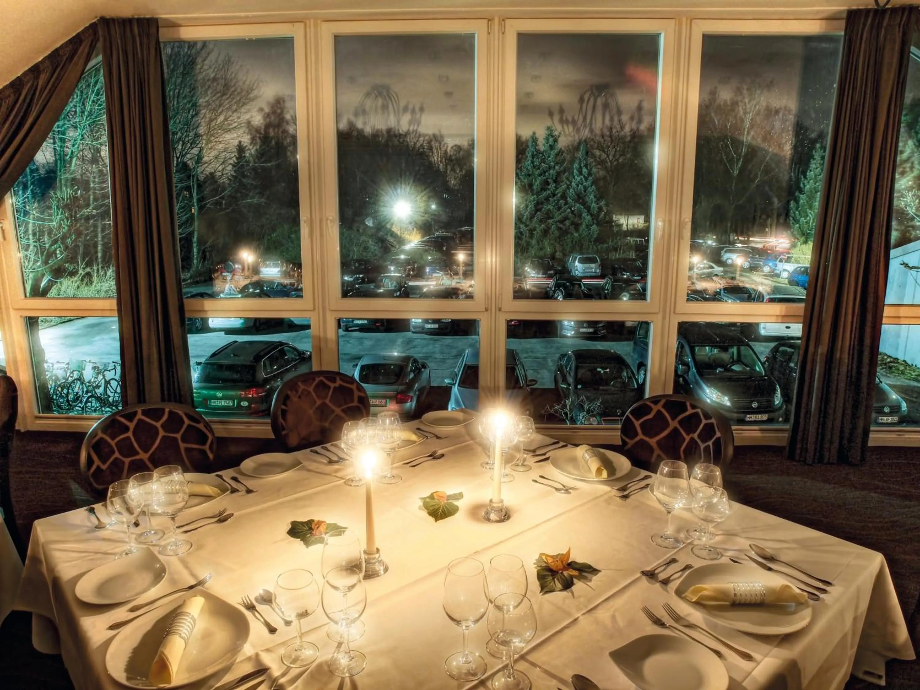 Restaurant/places to eat in Sporthotel Racket Inn