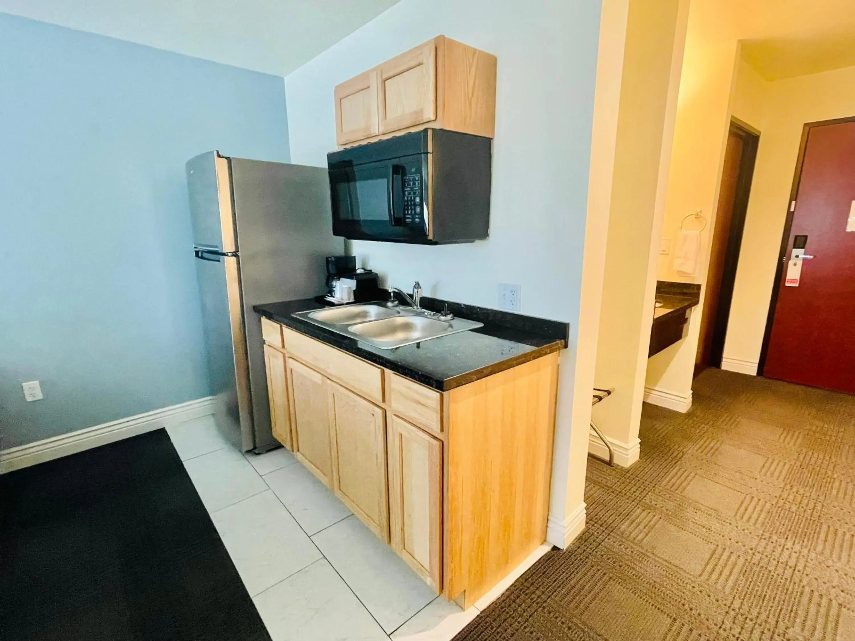 Property building in FairBridge Inn & Suites Cuero Property building in FairBridge Inn & Suites Cuero