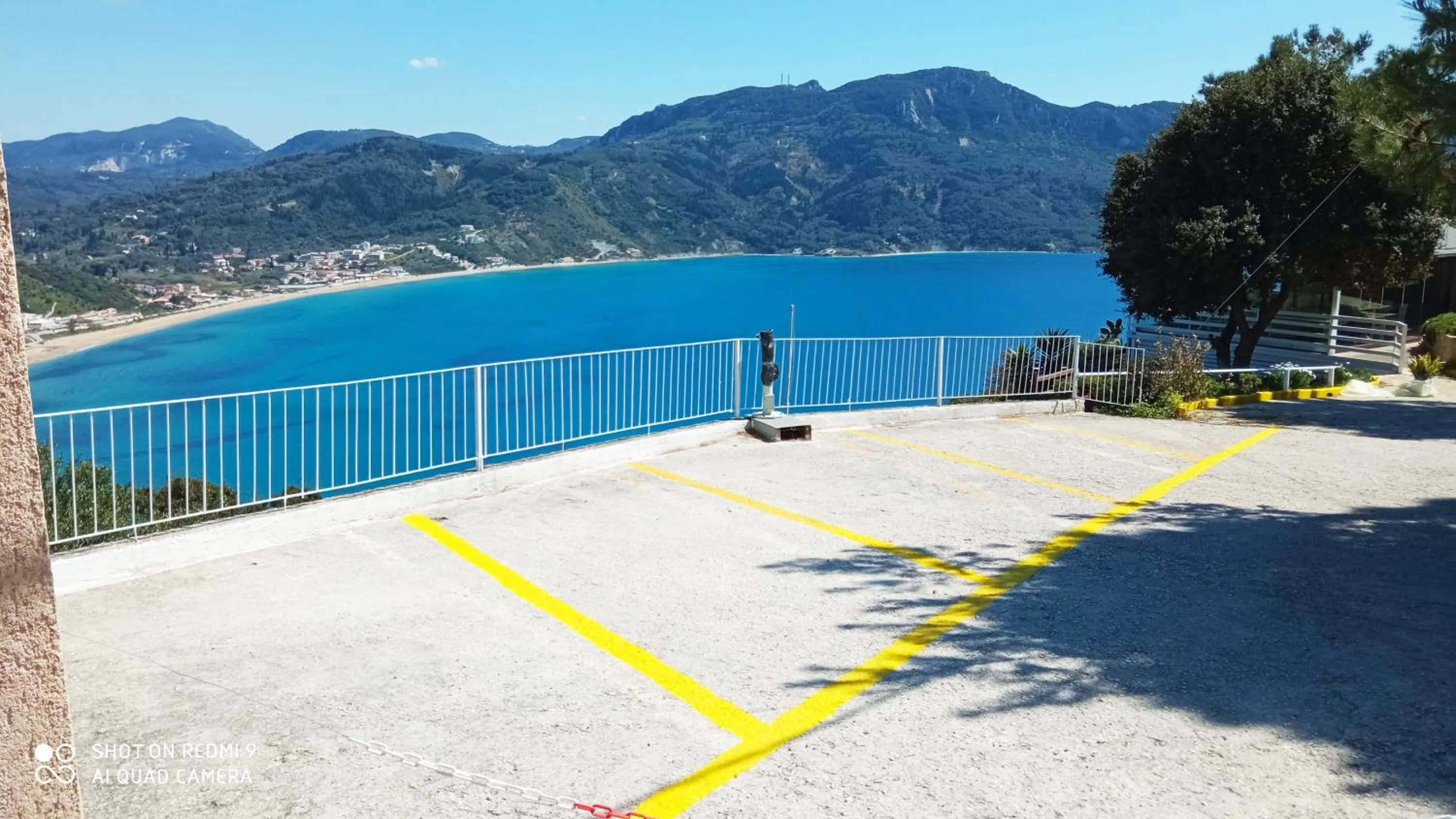 Parking in Zeus Throne Suites