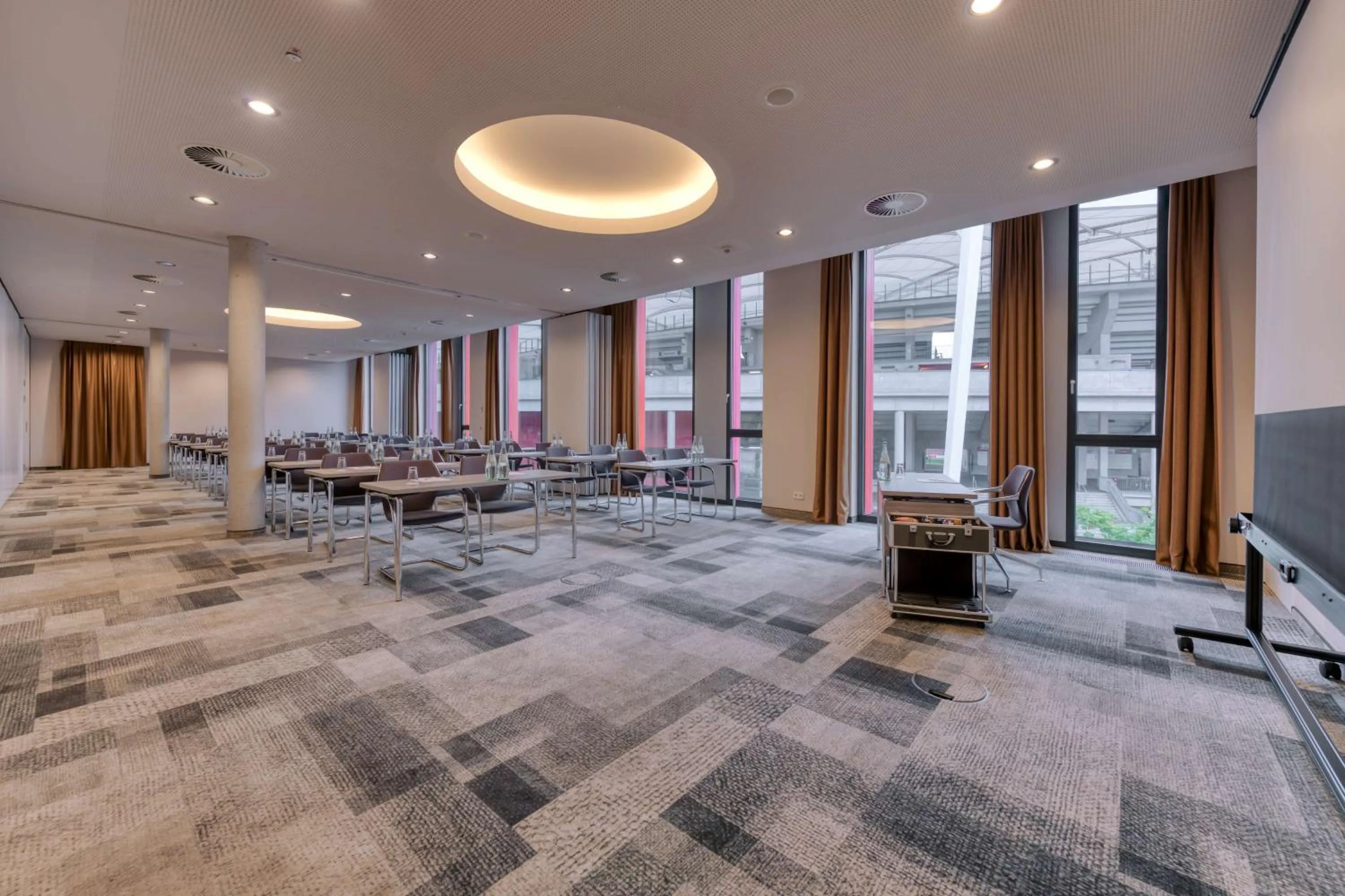 Meeting/conference room in Hilton Garden Inn Stuttgart NeckarPark