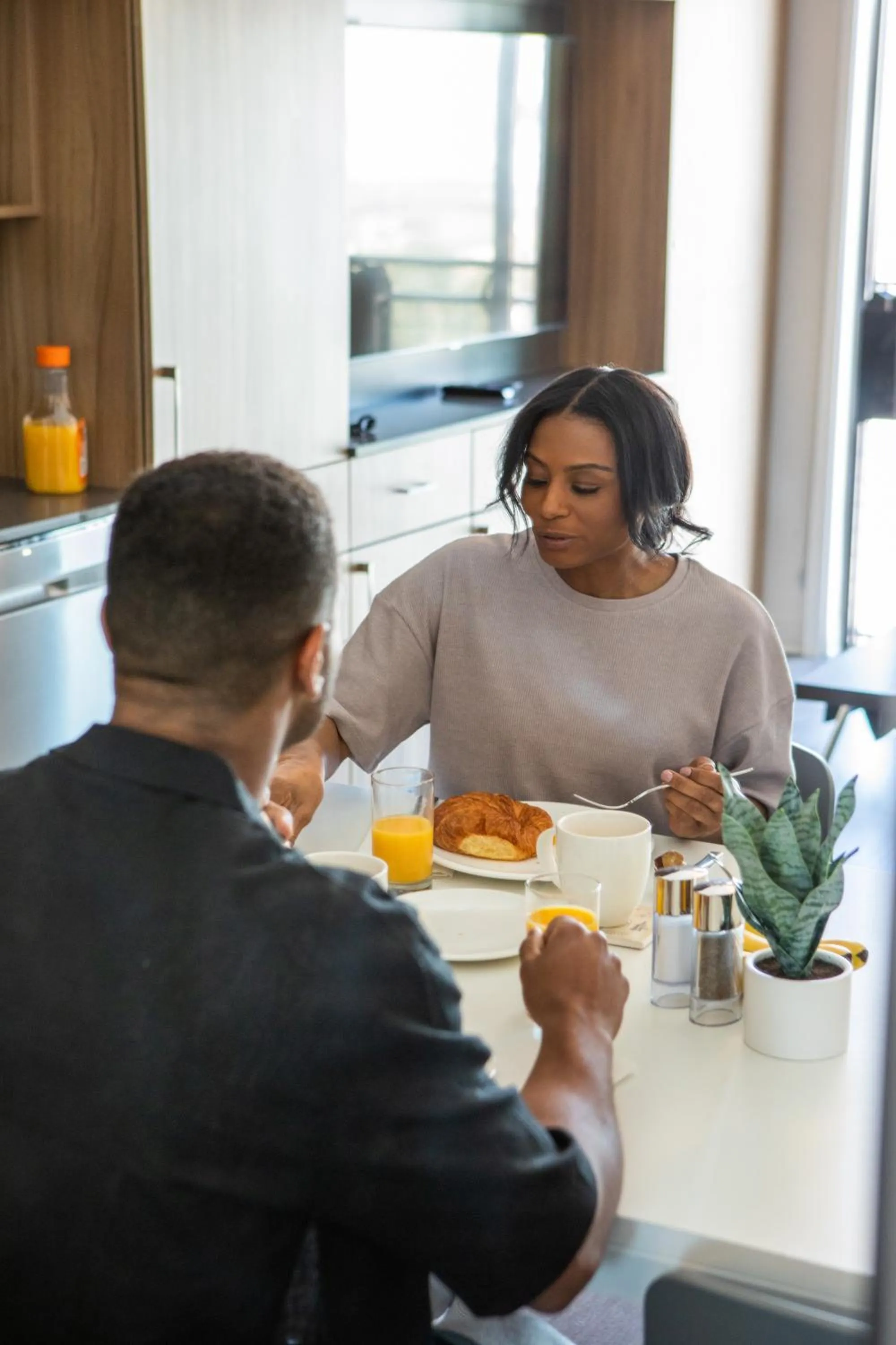 Dining area in YOTELPAD Park City