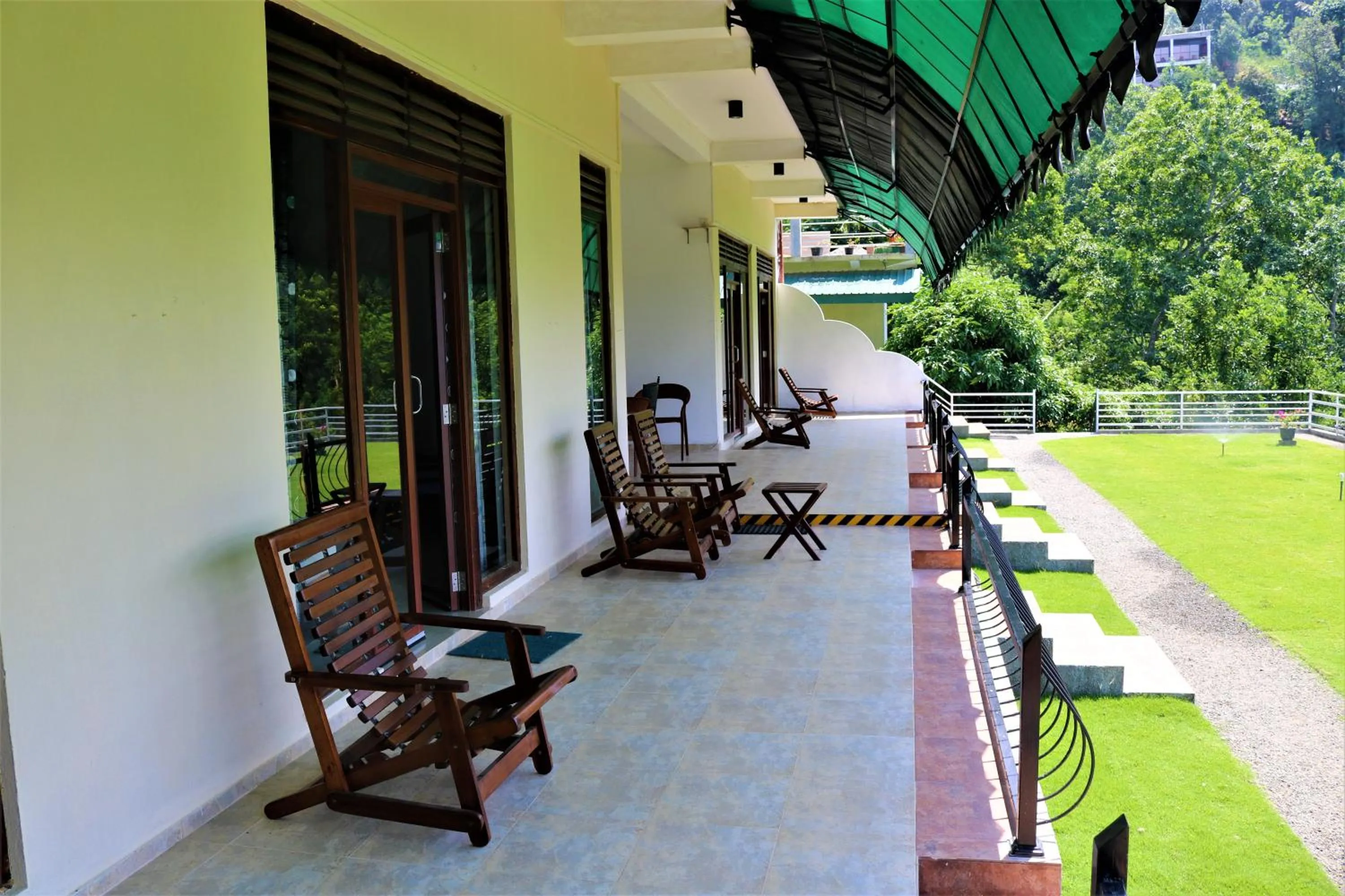 Facade/entrance in Hotel Ella`s Edge