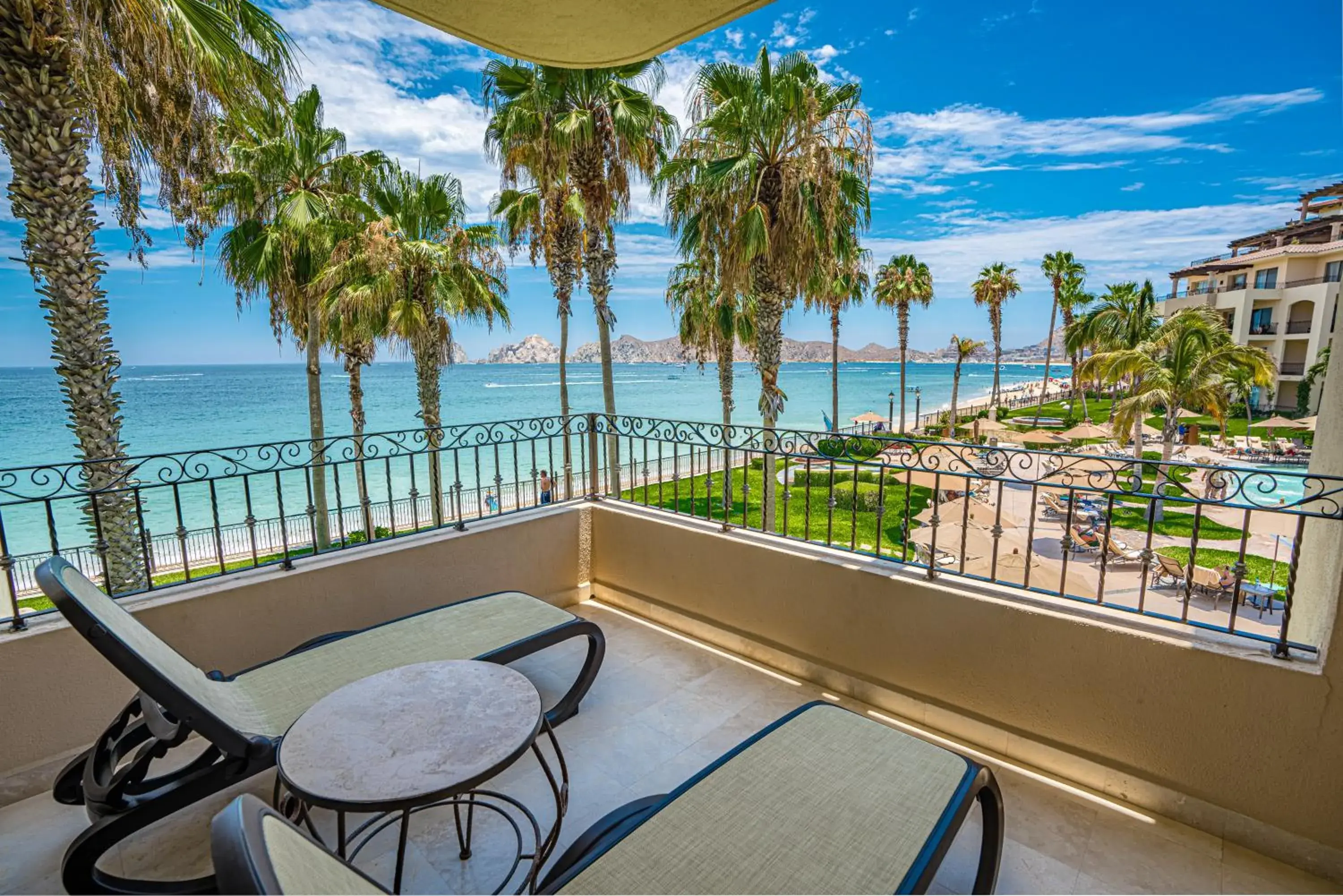 Beachfront Three Bedrooms 2nd Floor in Villa La Estancia - Medano Beach Villas Beachfront Three Bedrooms 2nd Floor in Villa La Estancia - Medano Beach Villas