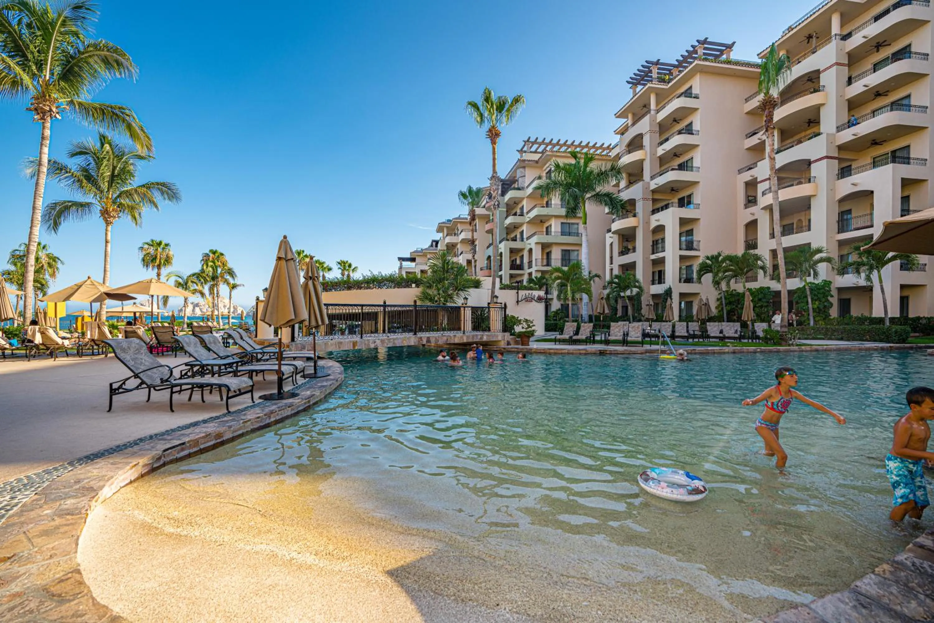 Swimming pool in Villa La Estancia - Medano Beach Villas