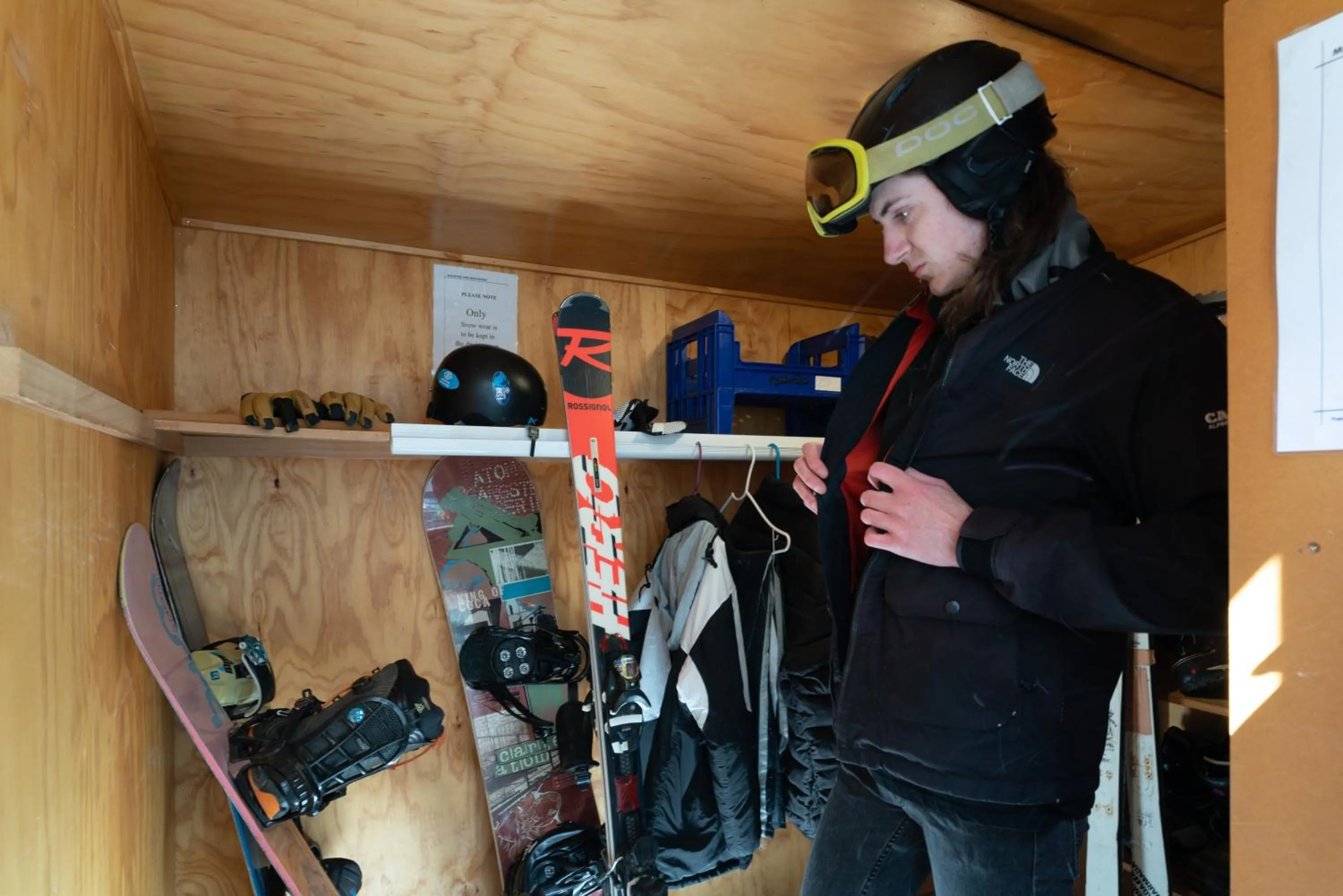 Skiing in Mountain View Backpackers