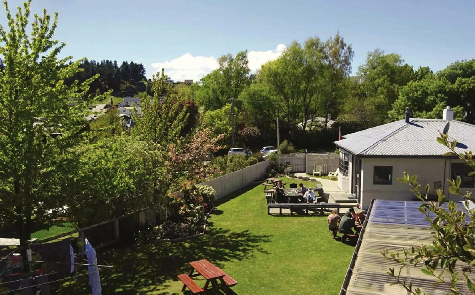 Property building in Mountain View Backpackers