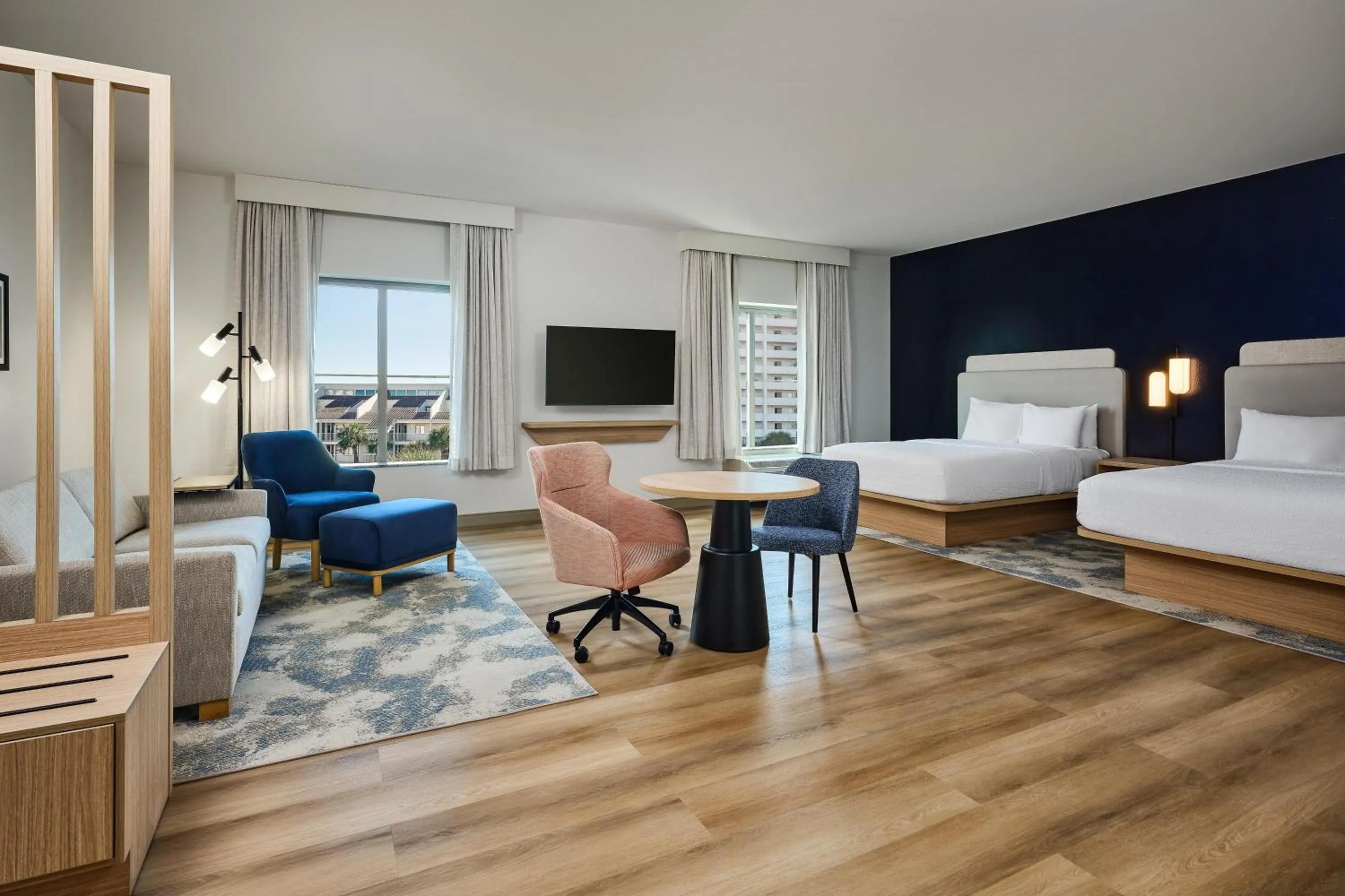 Bedroom, Bed in Hampton Inn & Suites Destin