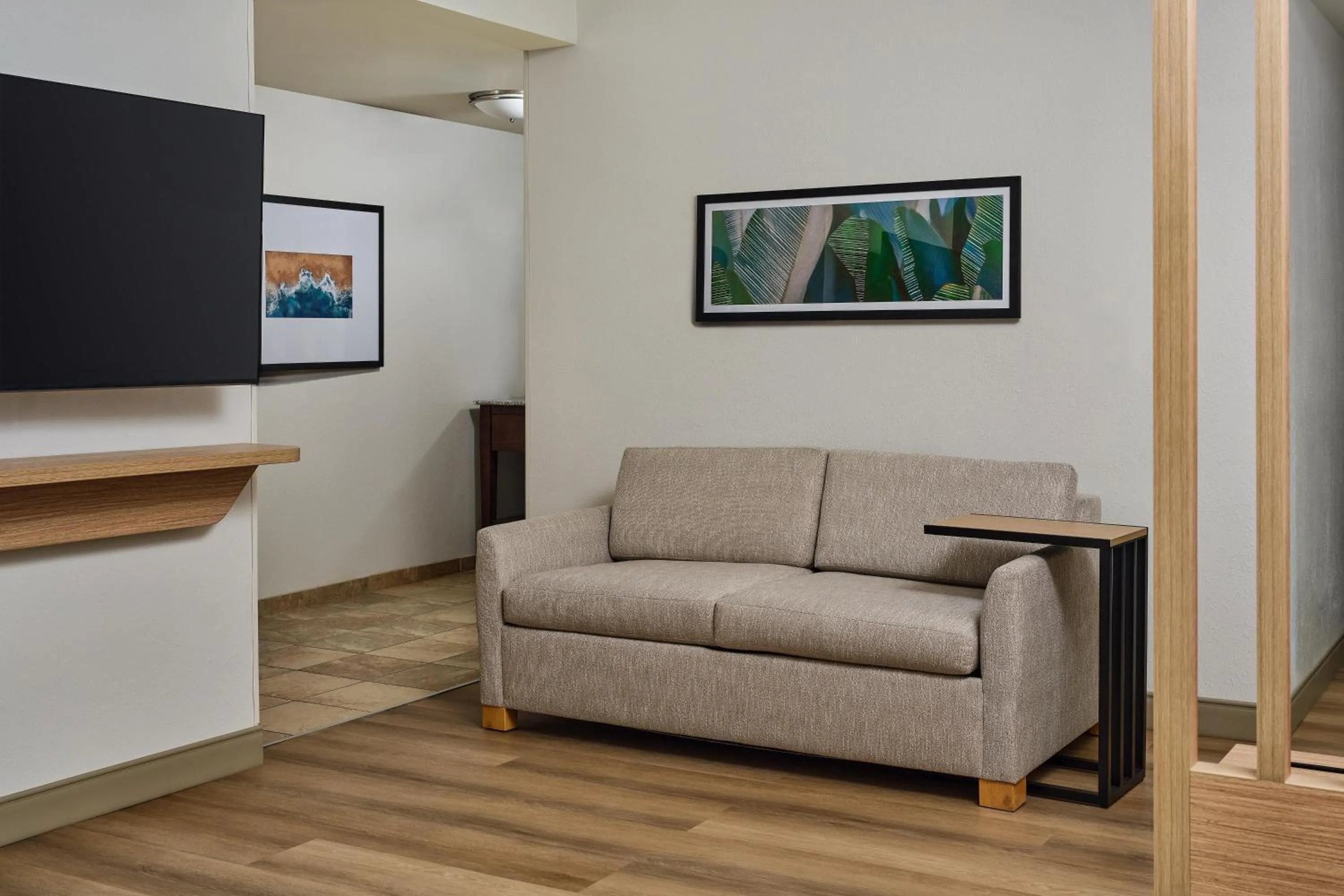 Living room in Hampton Inn & Suites Destin