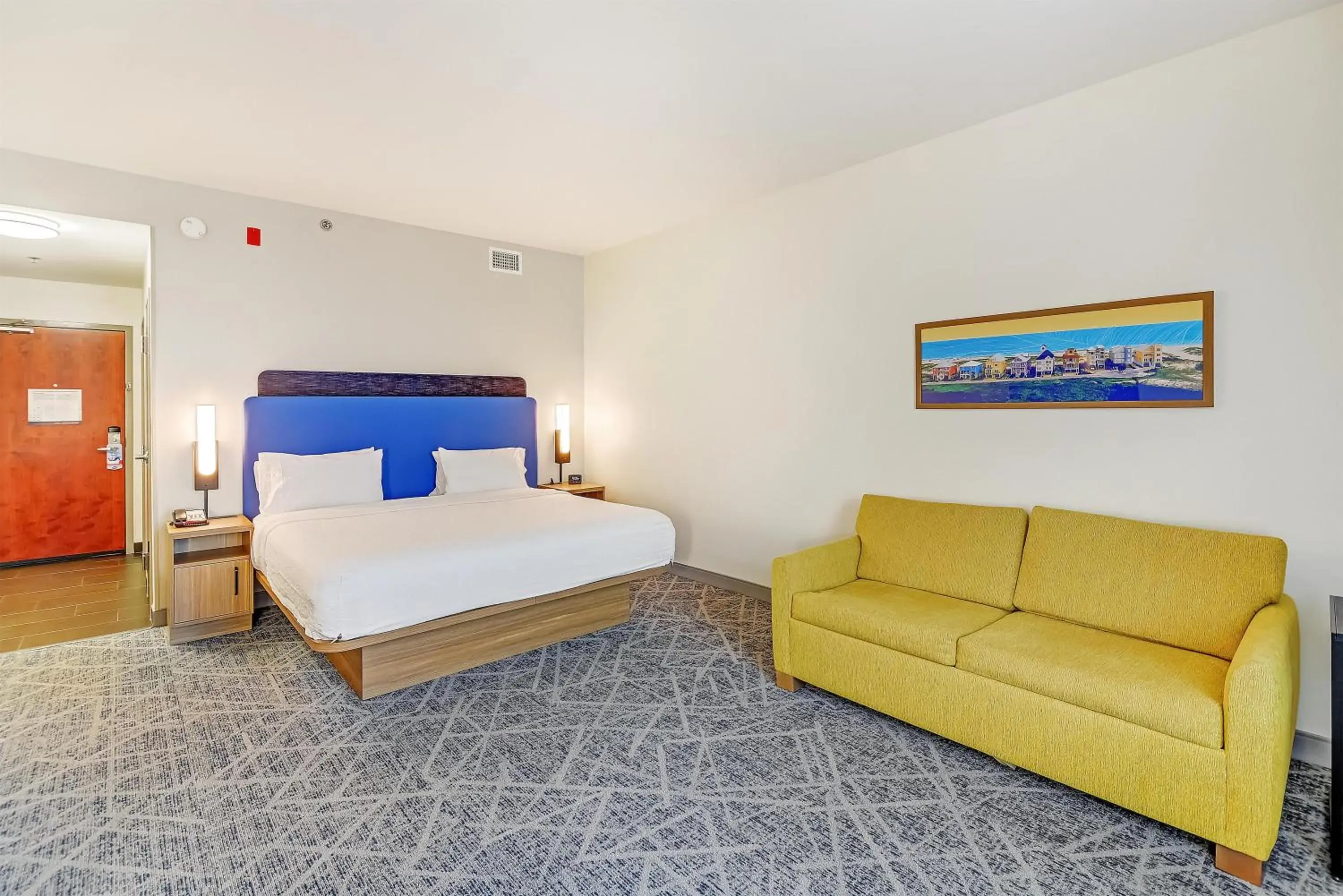 Living room, Bed in Hampton Inn Foley Living room, Bed in Hampton Inn Foley