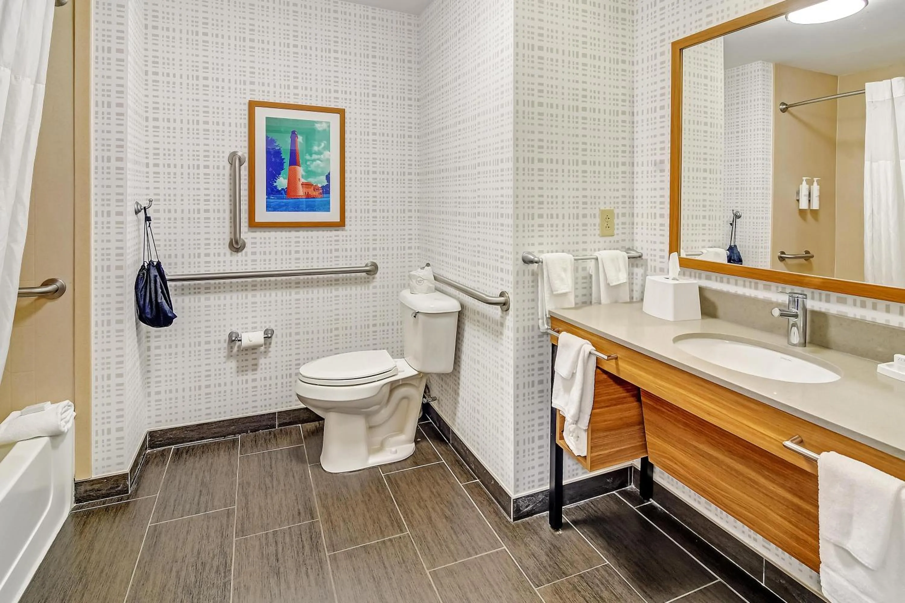 Bathroom in Hampton Inn Foley