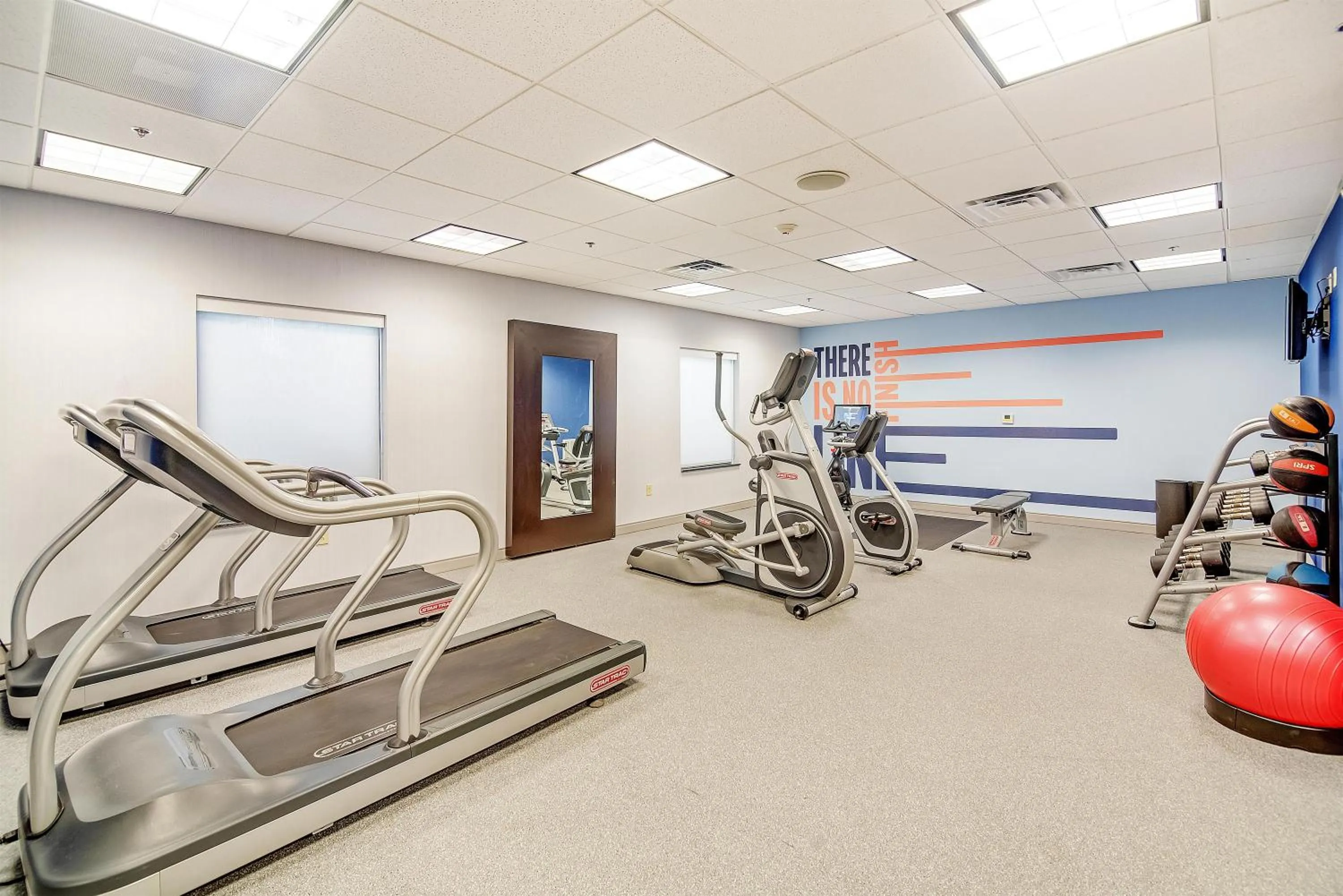 Fitness centre/facilities in Hampton Inn Foley