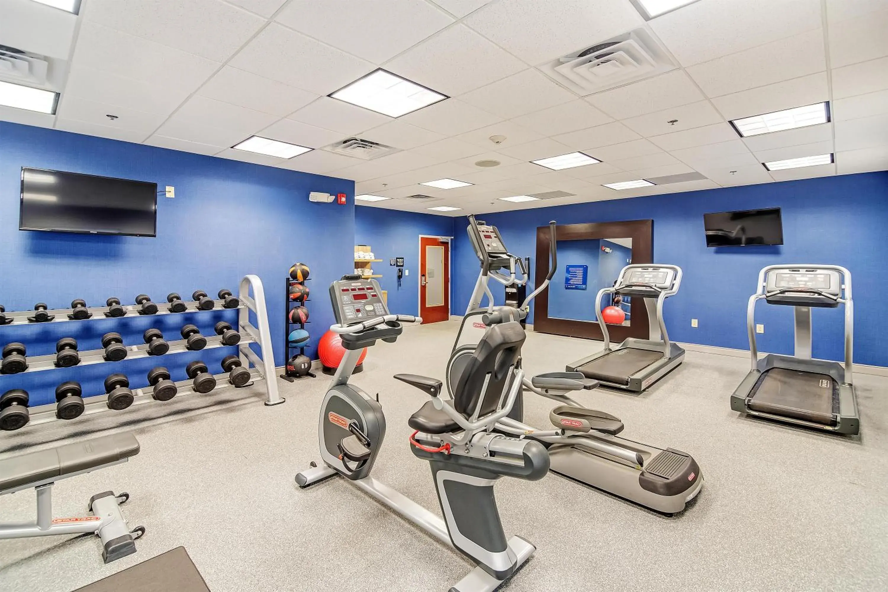 Fitness centre/facilities in Hampton Inn Foley Fitness centre/facilities in Hampton Inn Foley