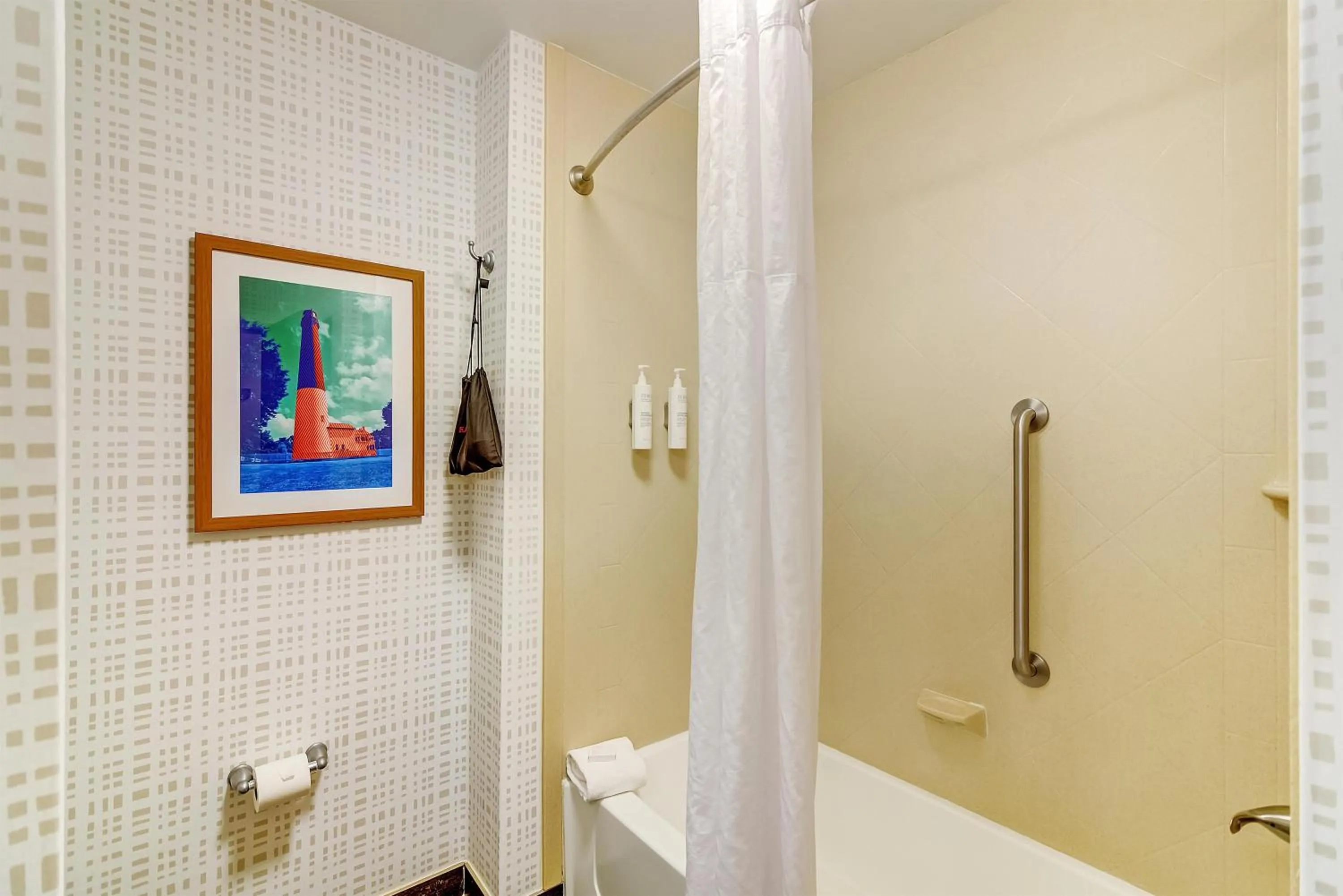 Bathroom in Hampton Inn Foley