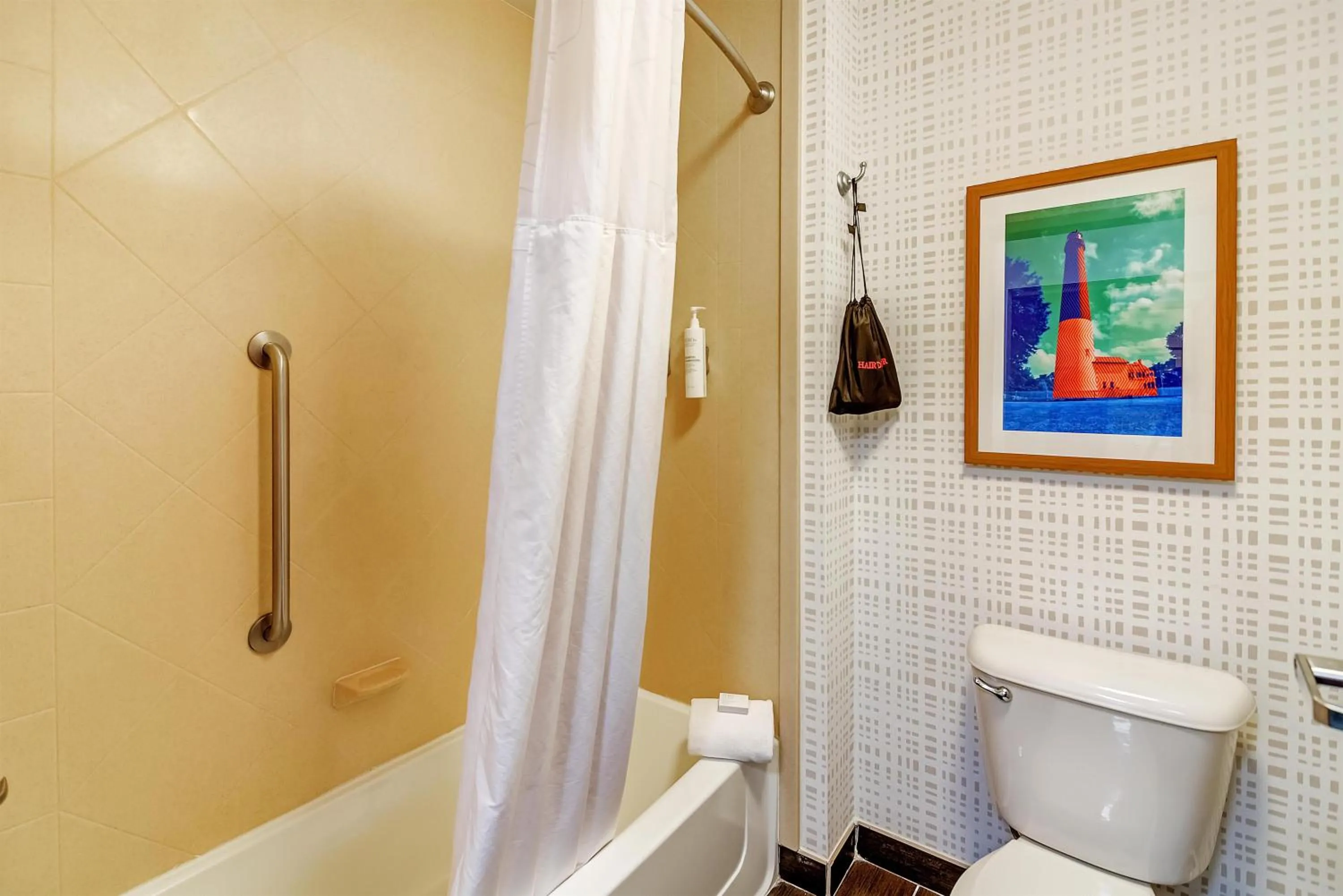 Bathroom in Hampton Inn Foley