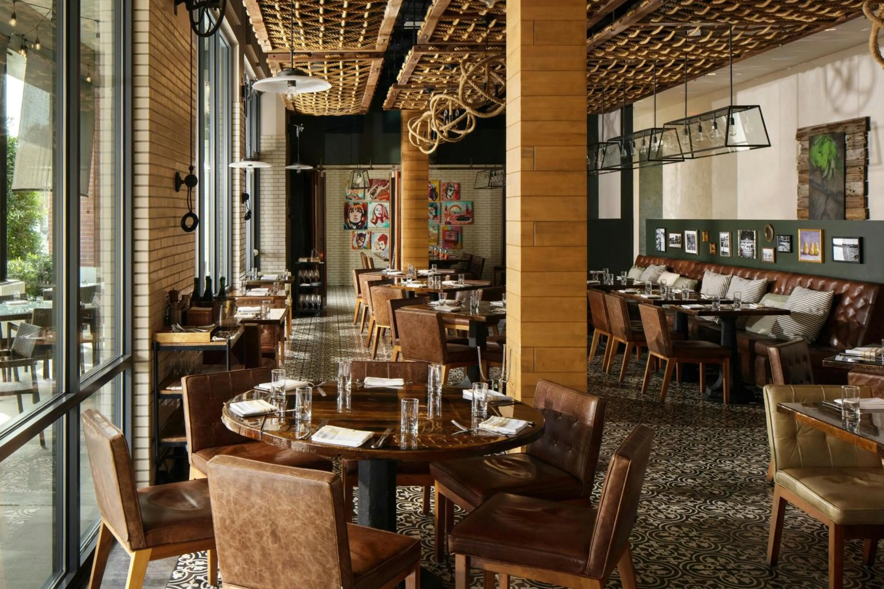 Breakfast in Epicurean Hotel, Autograph Collection