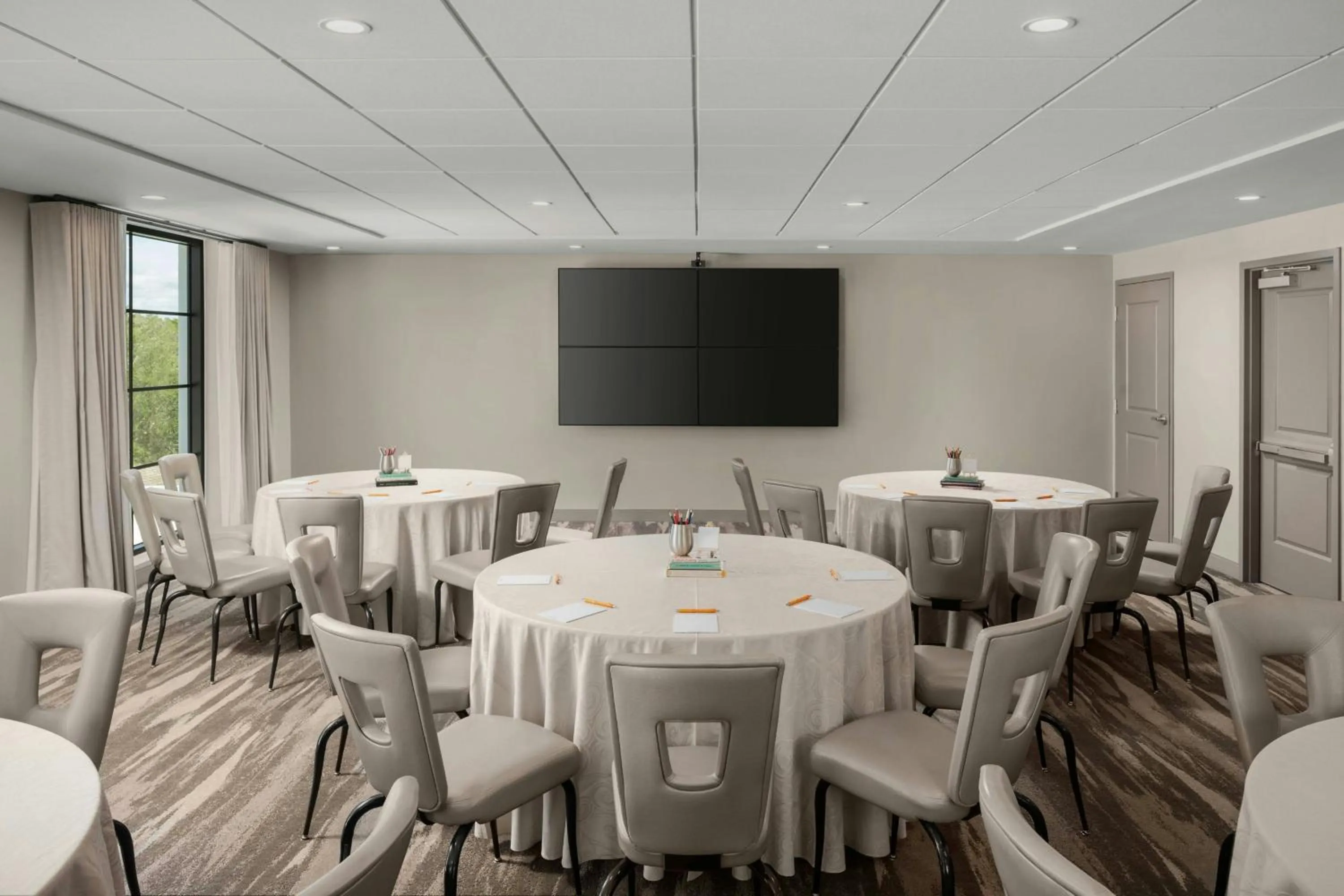 Meeting/conference room in Epicurean Hotel, Autograph Collection