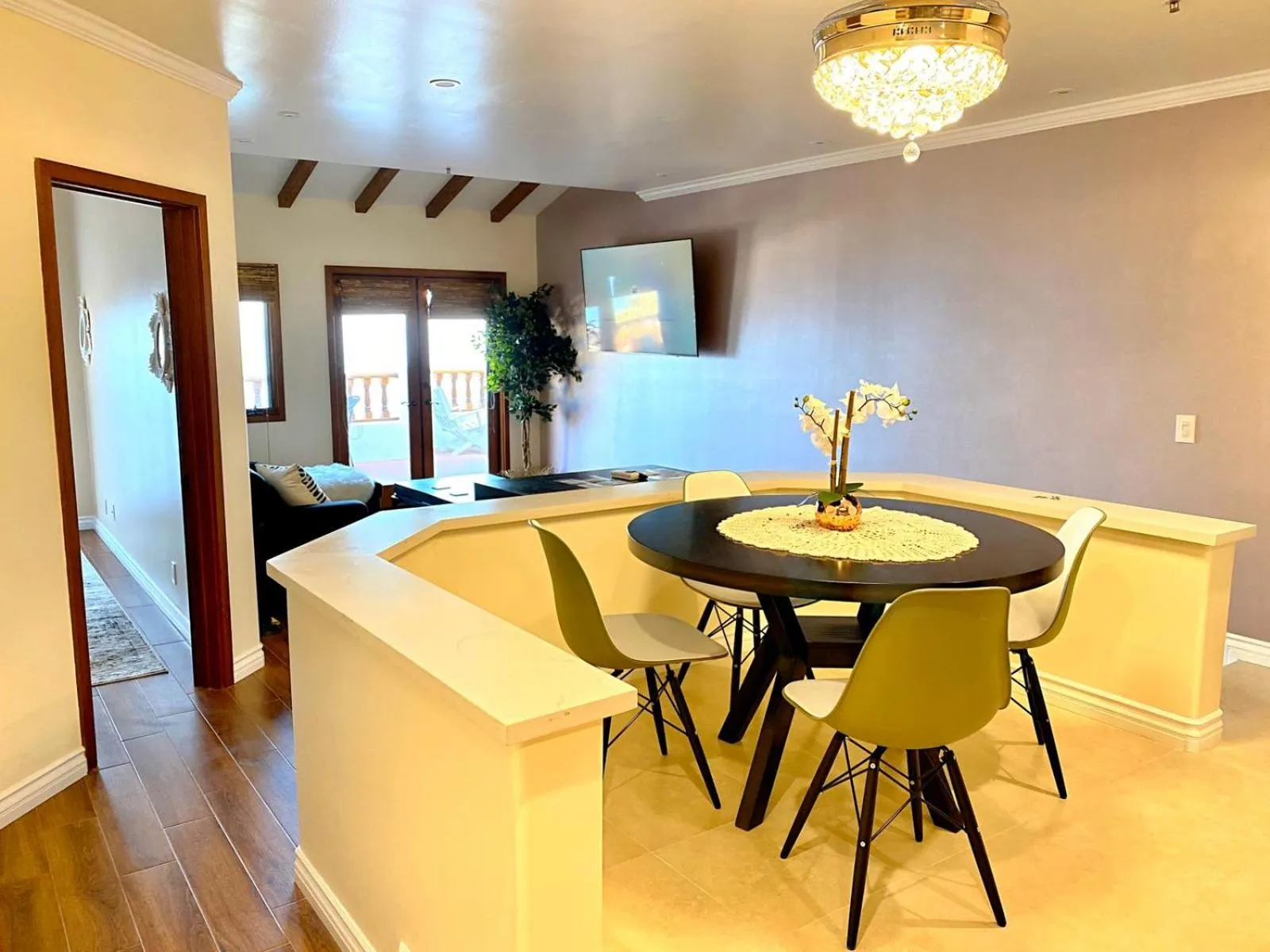 Hamilton Cove-Boho Chic Villa w/Golf Cart...No pets.